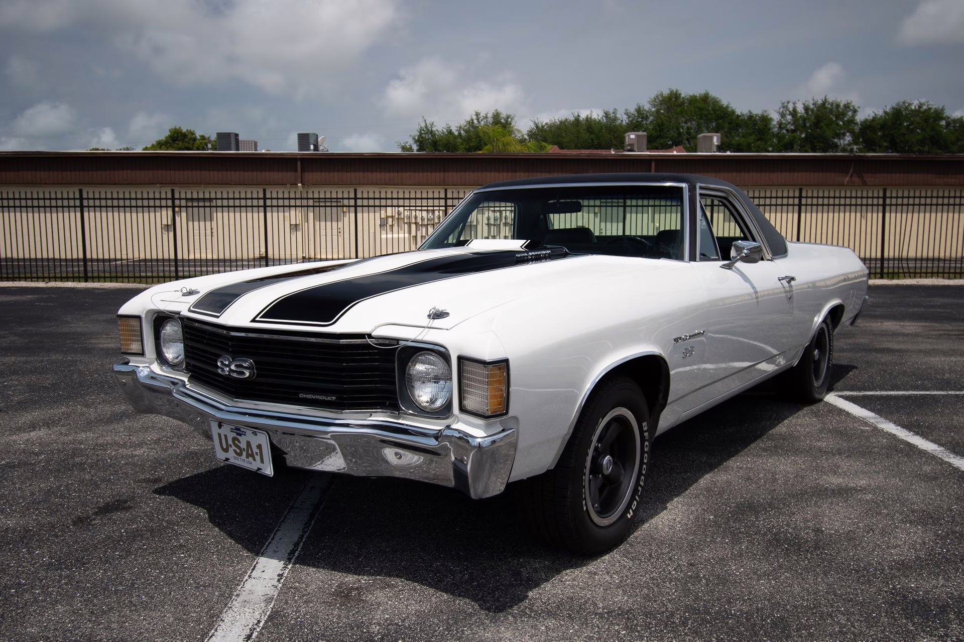 1972 Antique White Chevrolet El Camino