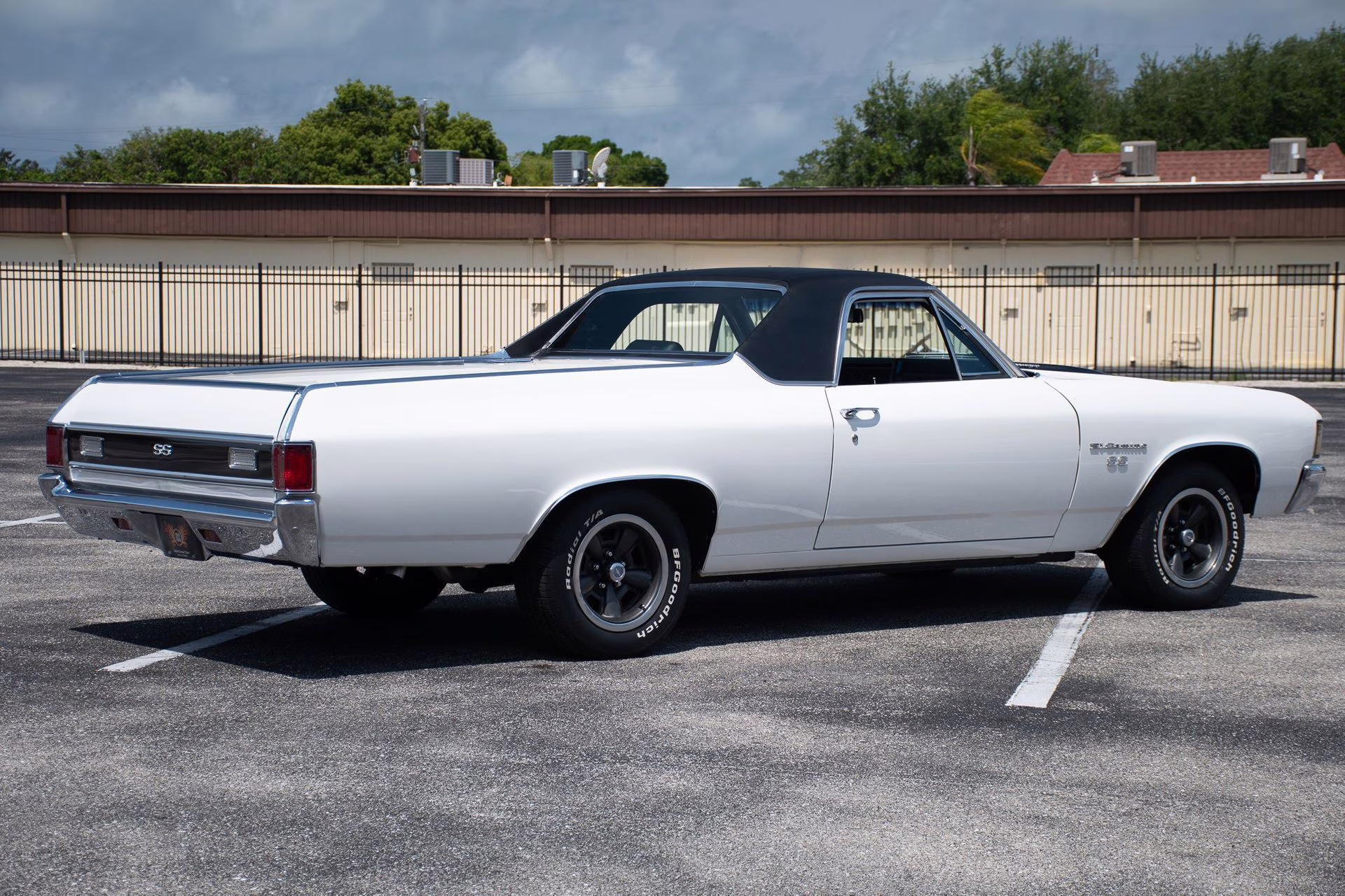 1972 Antique White Chevrolet El Camino