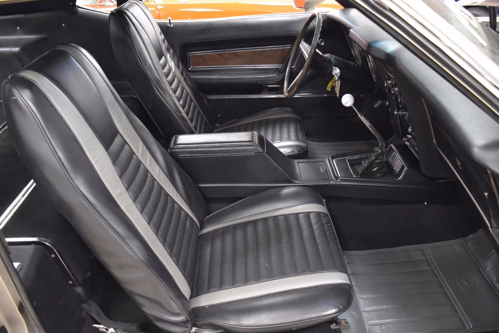 1971 Grey Ford Mustang