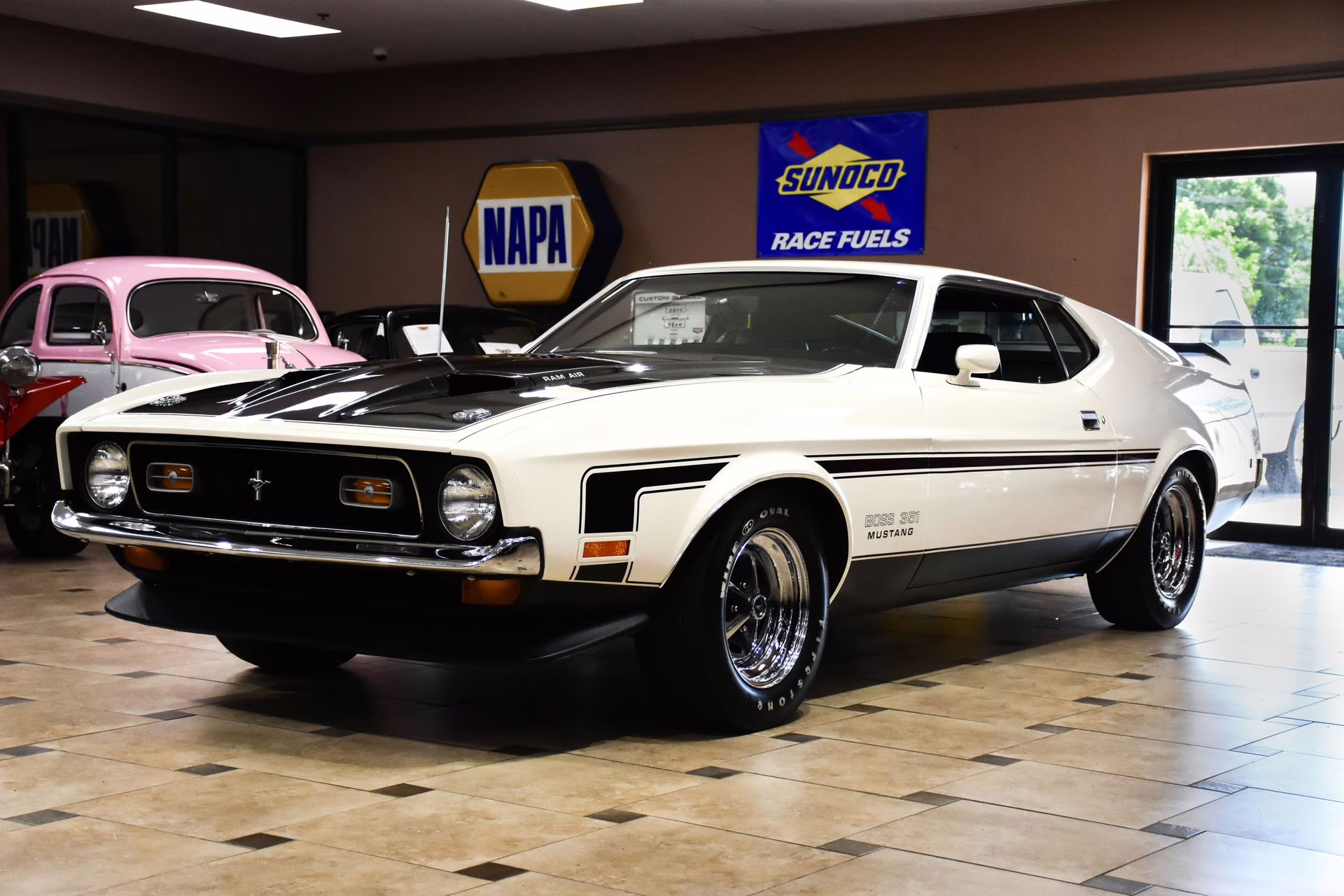 1971 White Ford Mustang