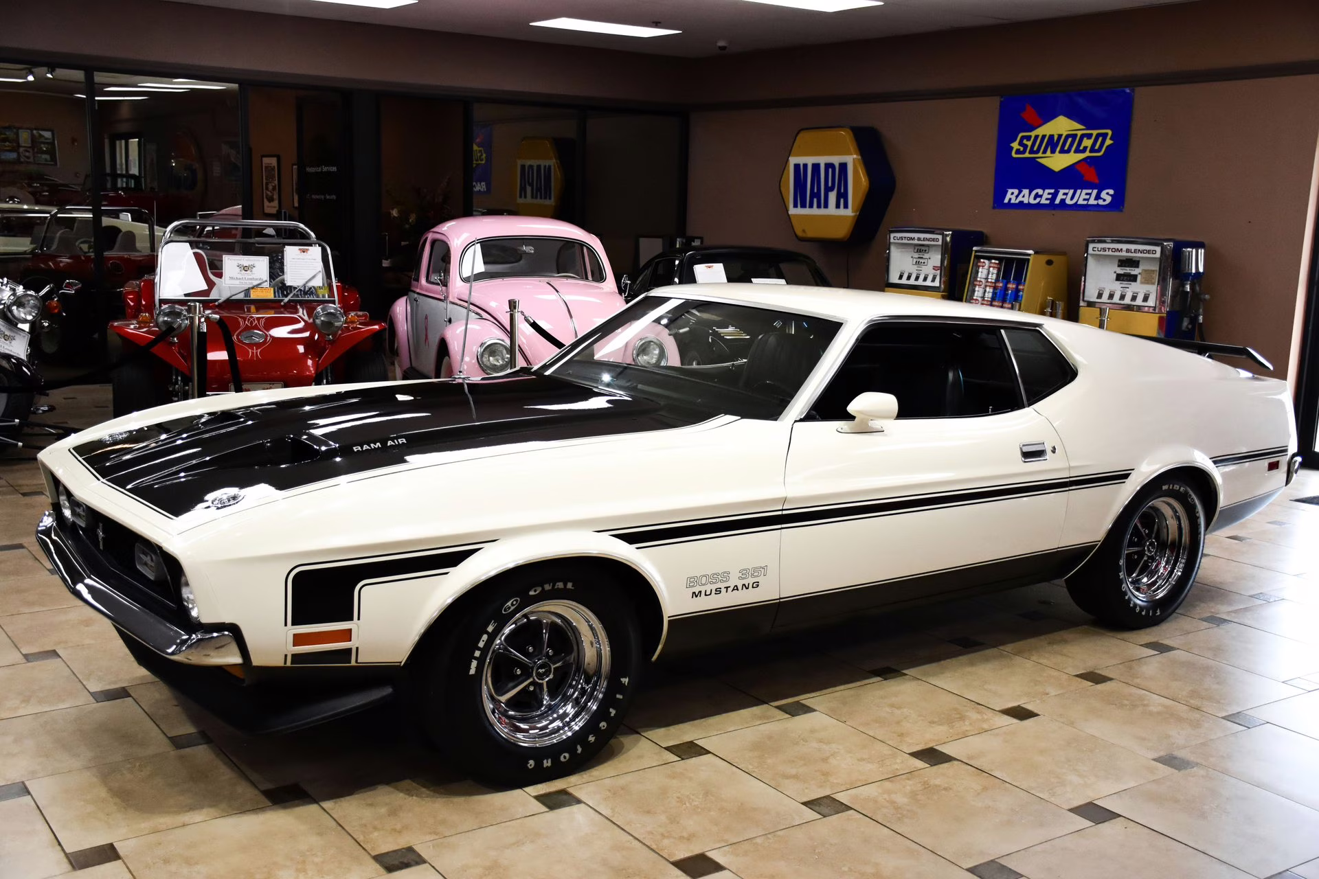 1971 White Ford Mustang