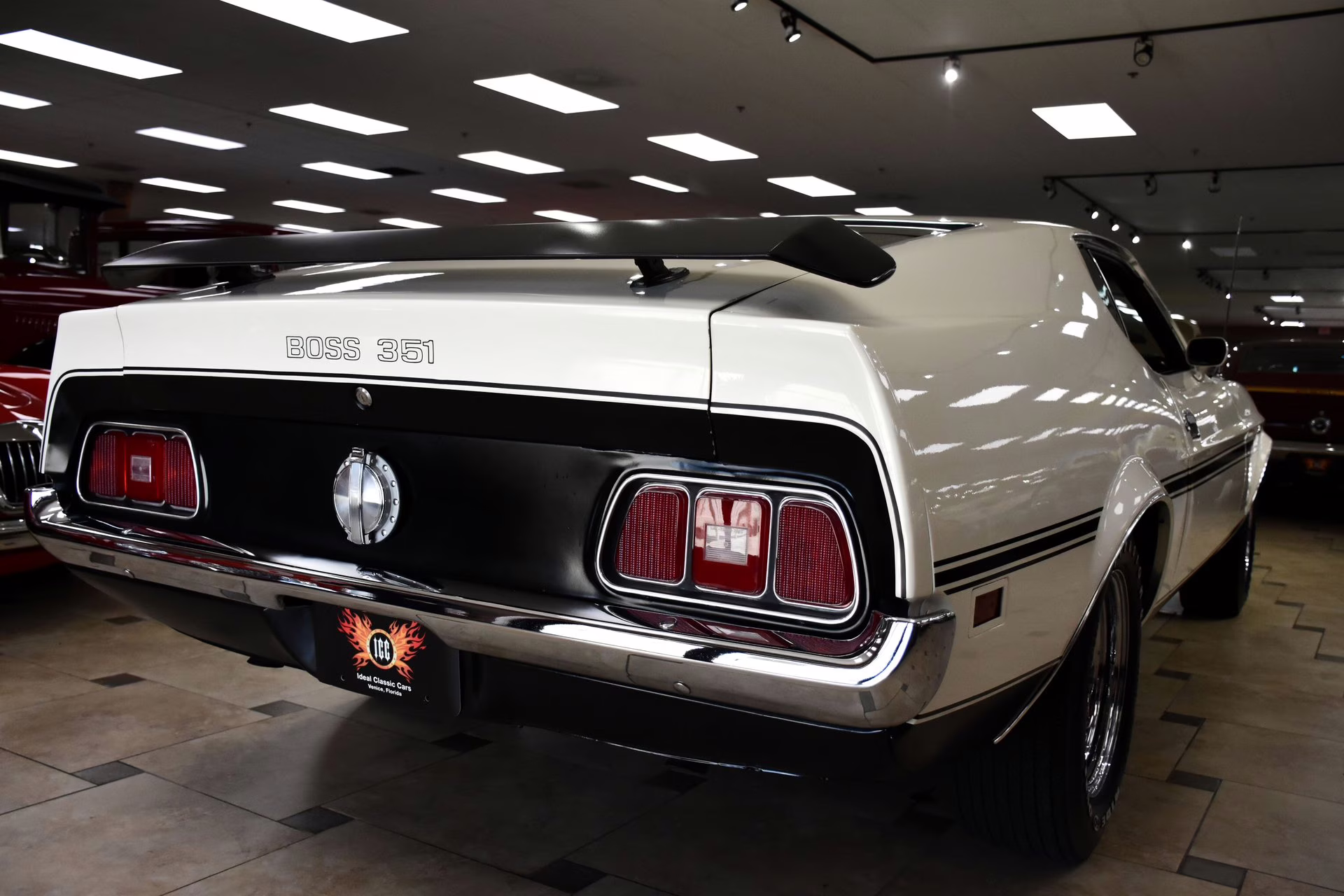 1971 White Ford Mustang