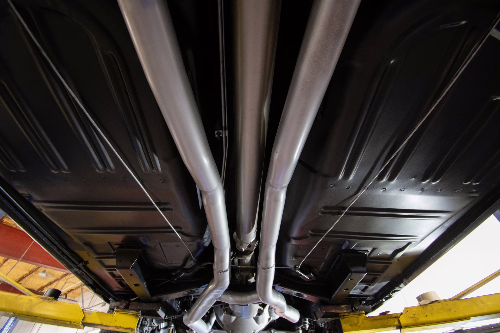 1971 White Ford Mustang