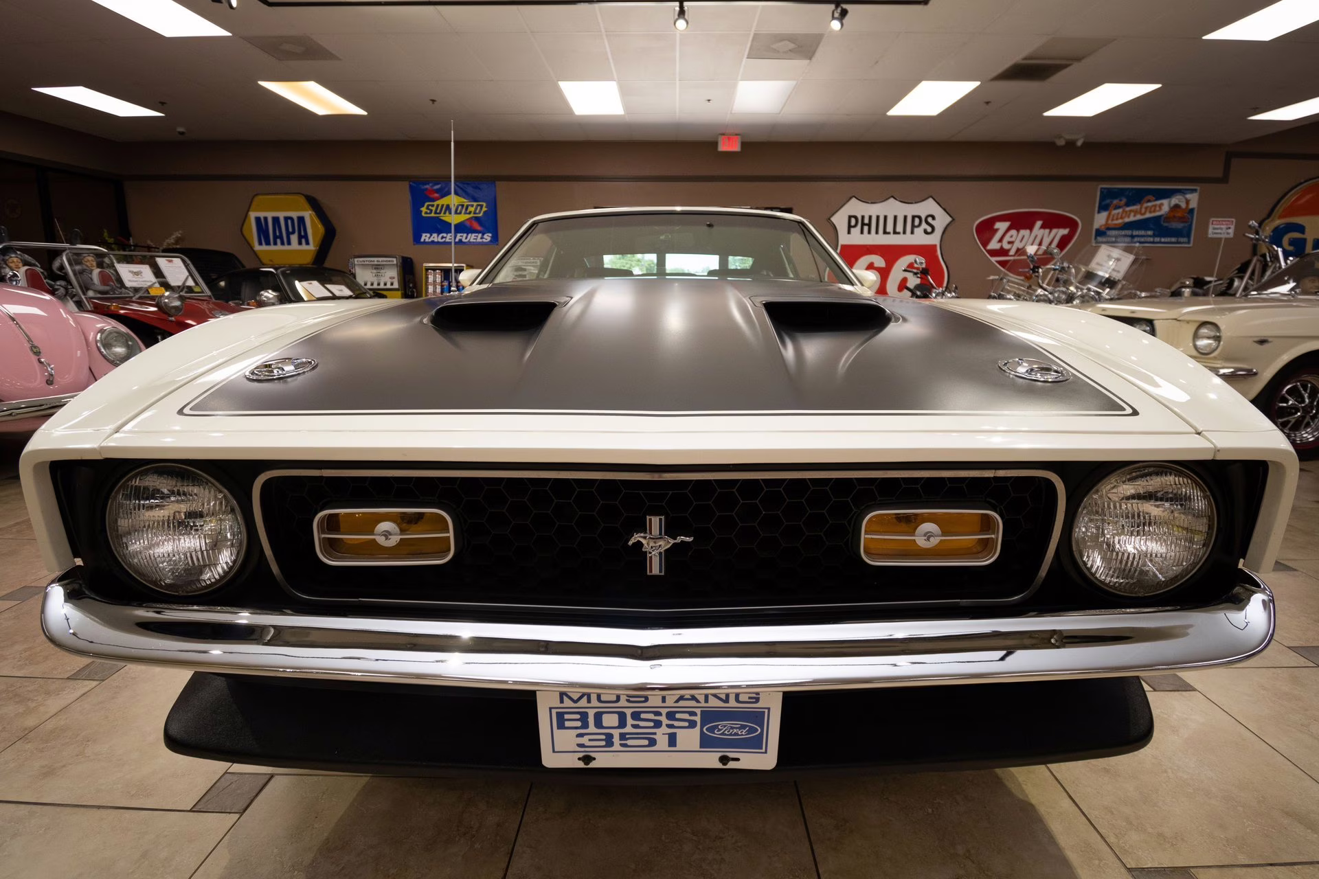1971 White Ford Mustang