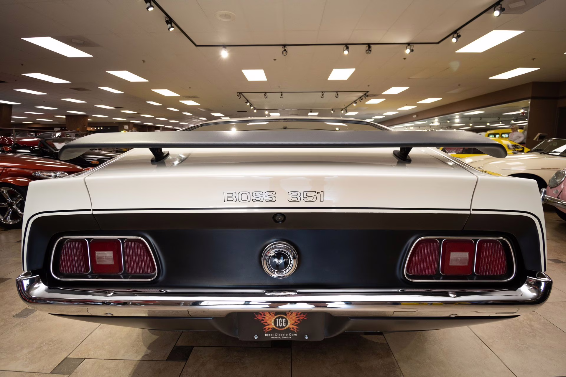 1971 White Ford Mustang