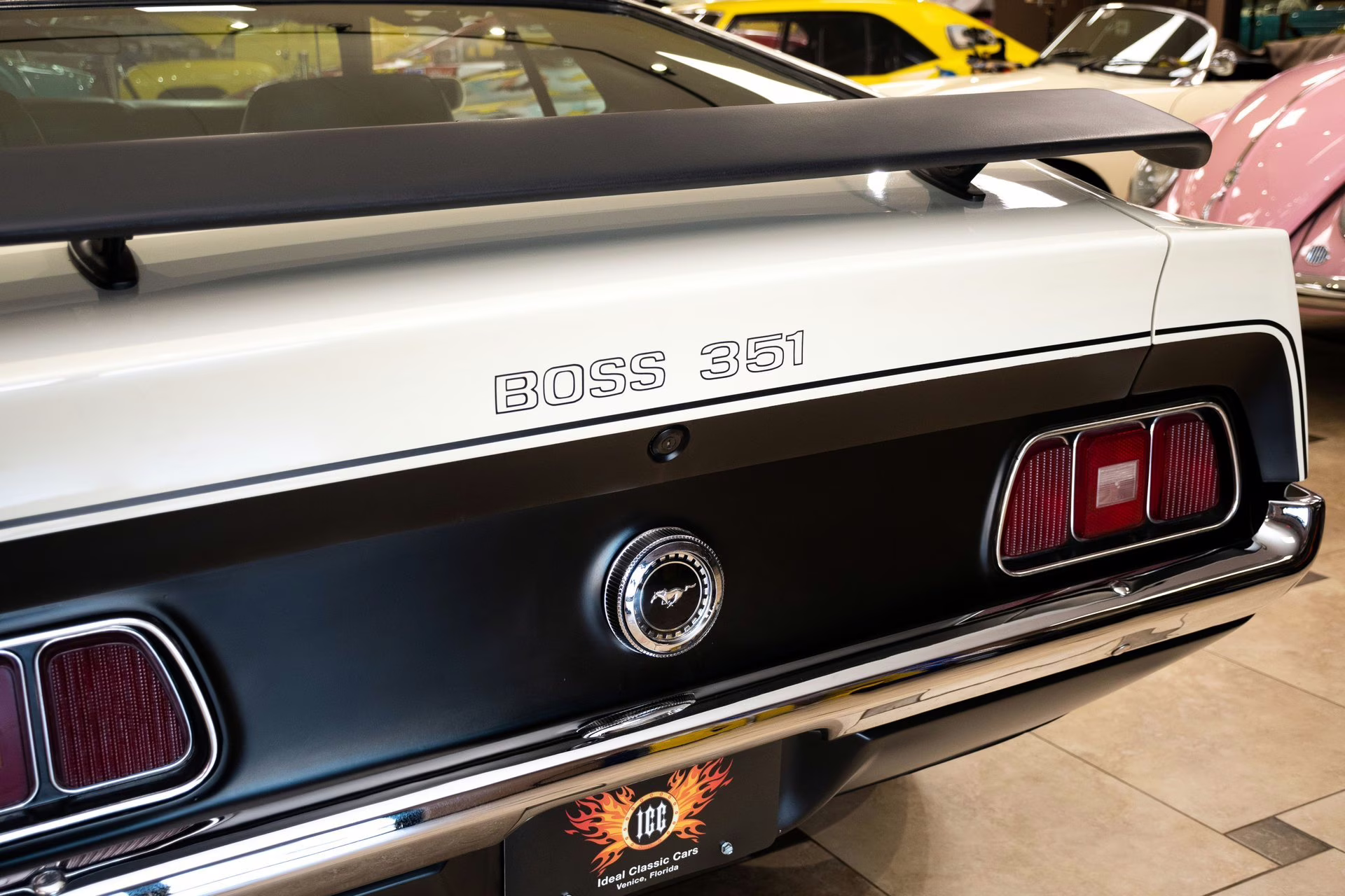 1971 White Ford Mustang