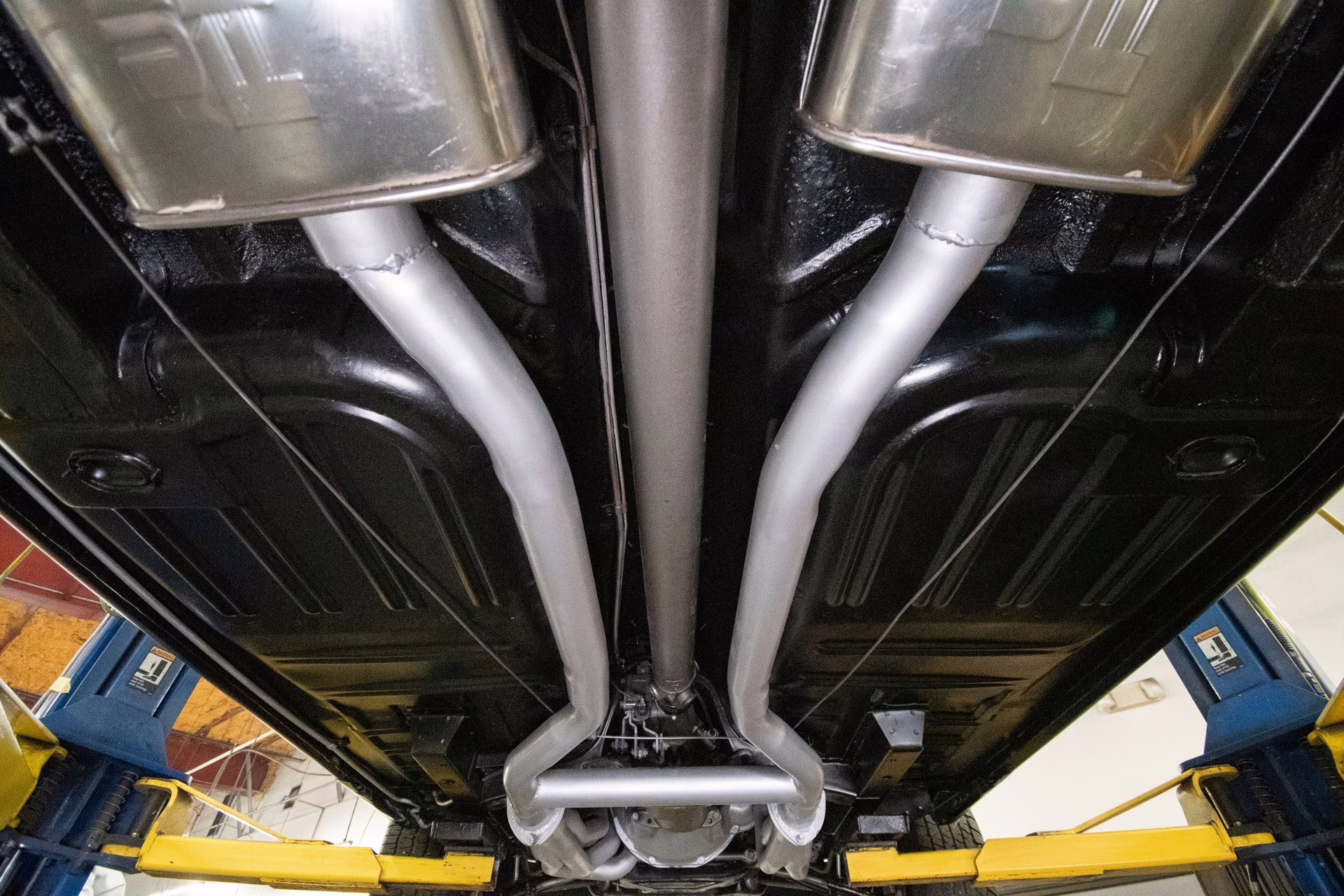 1971 White Ford Mustang