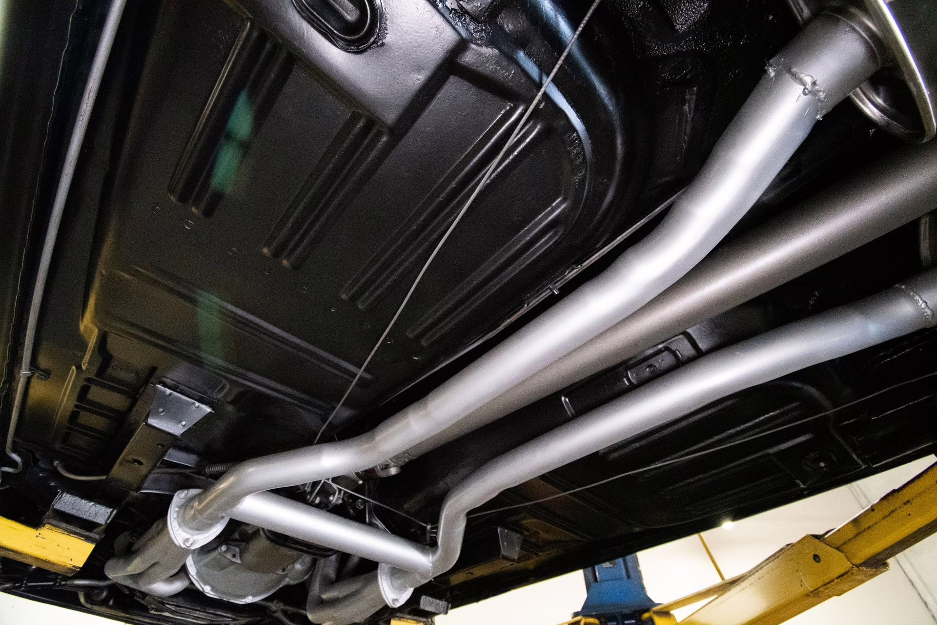 1971 White Ford Mustang