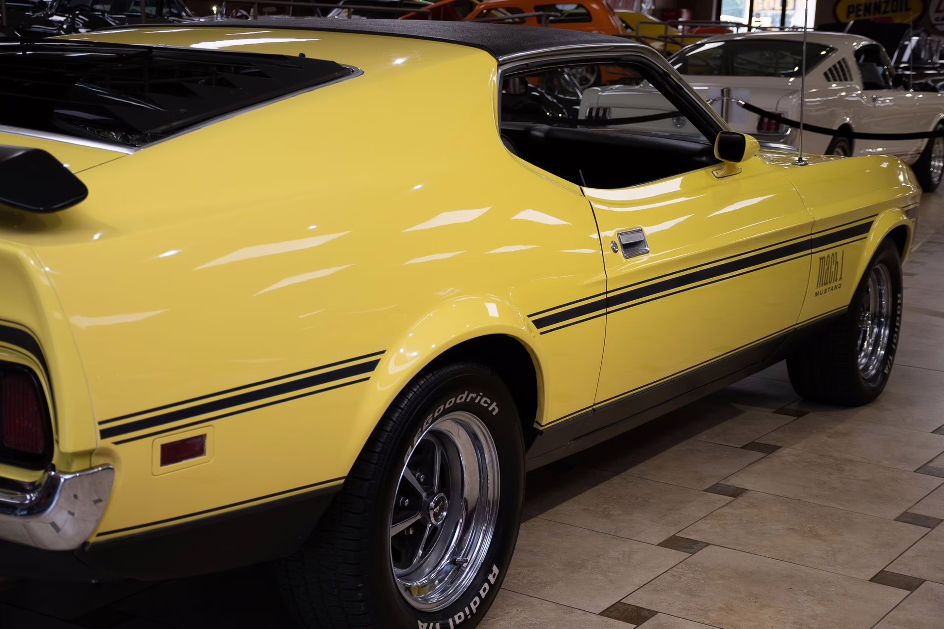 1971 Grabber Yellow Ford Mustang