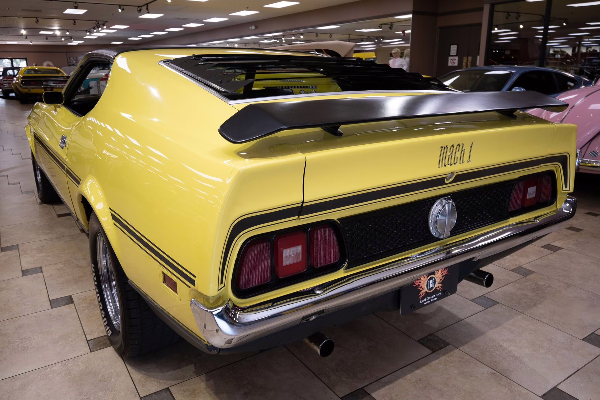 1971 Grabber Yellow Ford Mustang