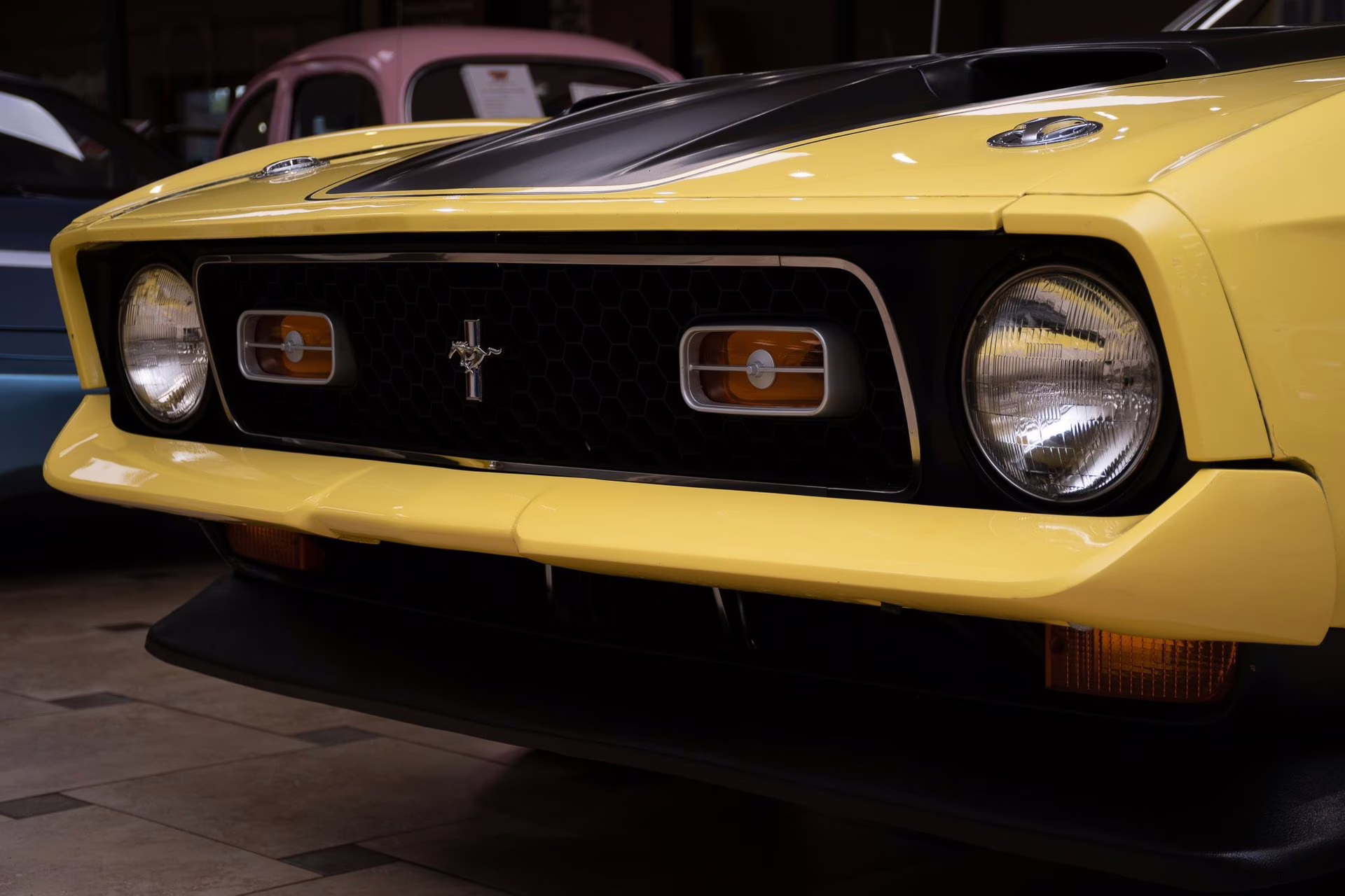 1971 Grabber Yellow Ford Mustang