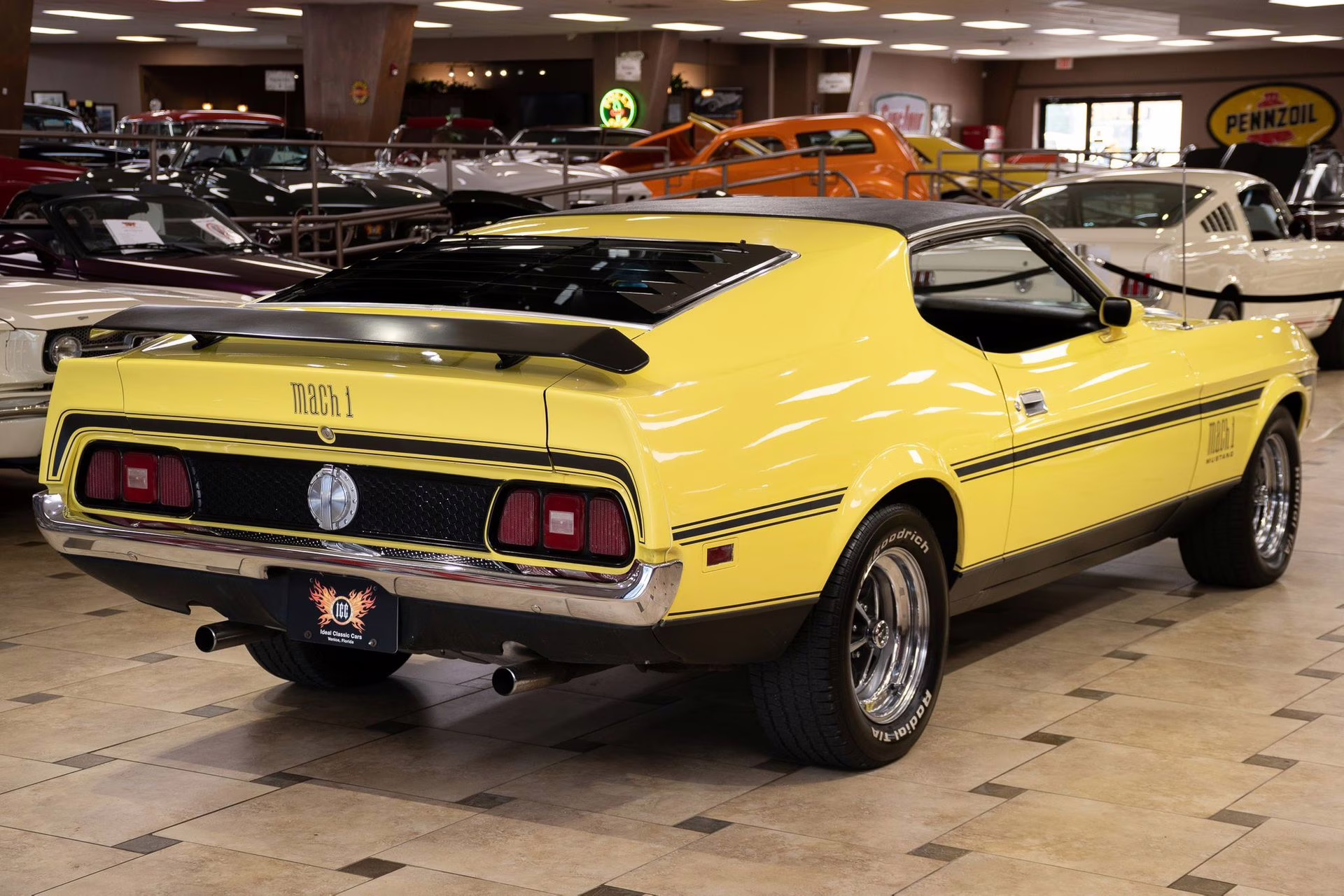 1971 Grabber Yellow Ford Mustang