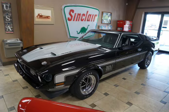 1971 Raven Black Ford Mustang
