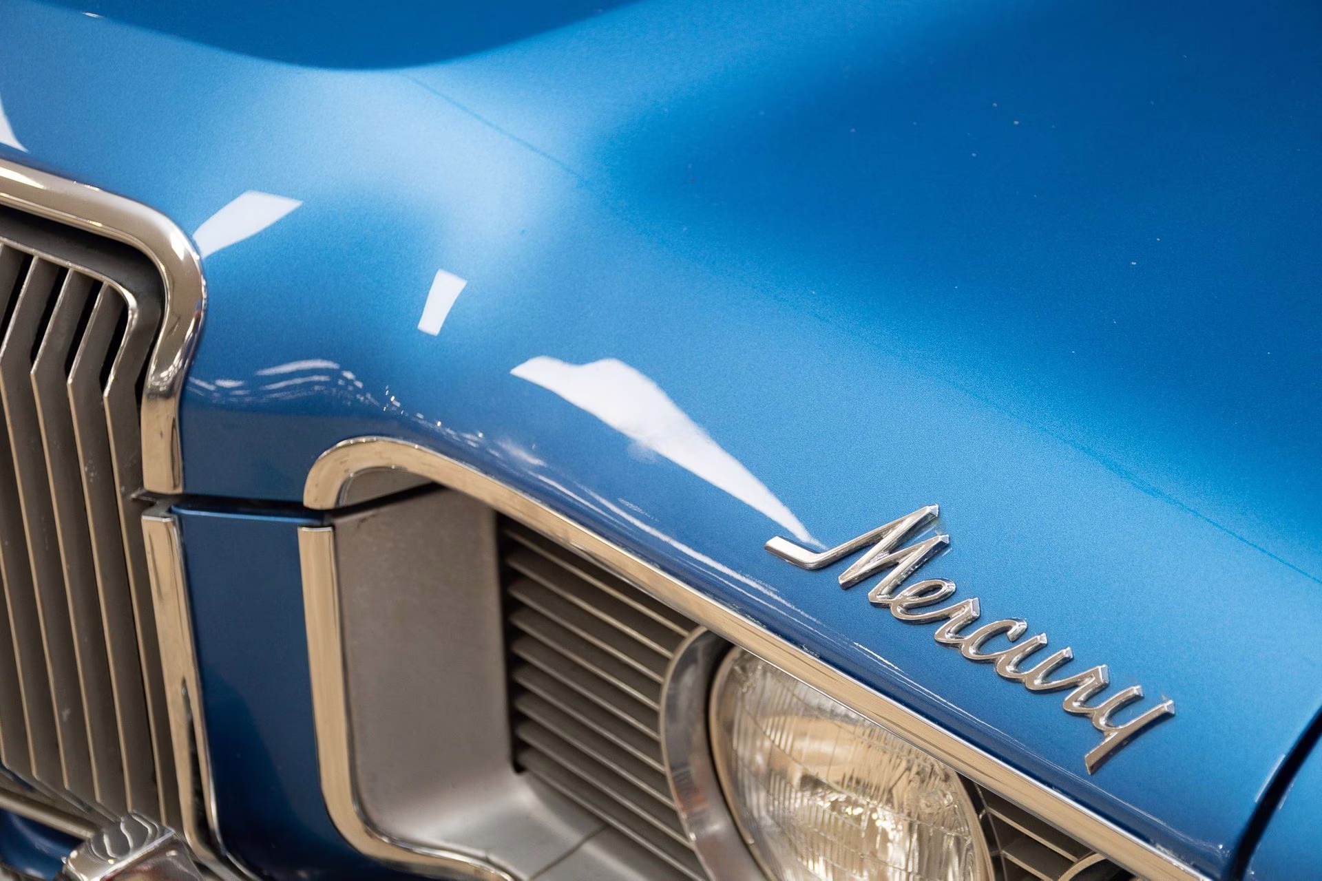 1971 Bright Blue Poly Mercury Cougar