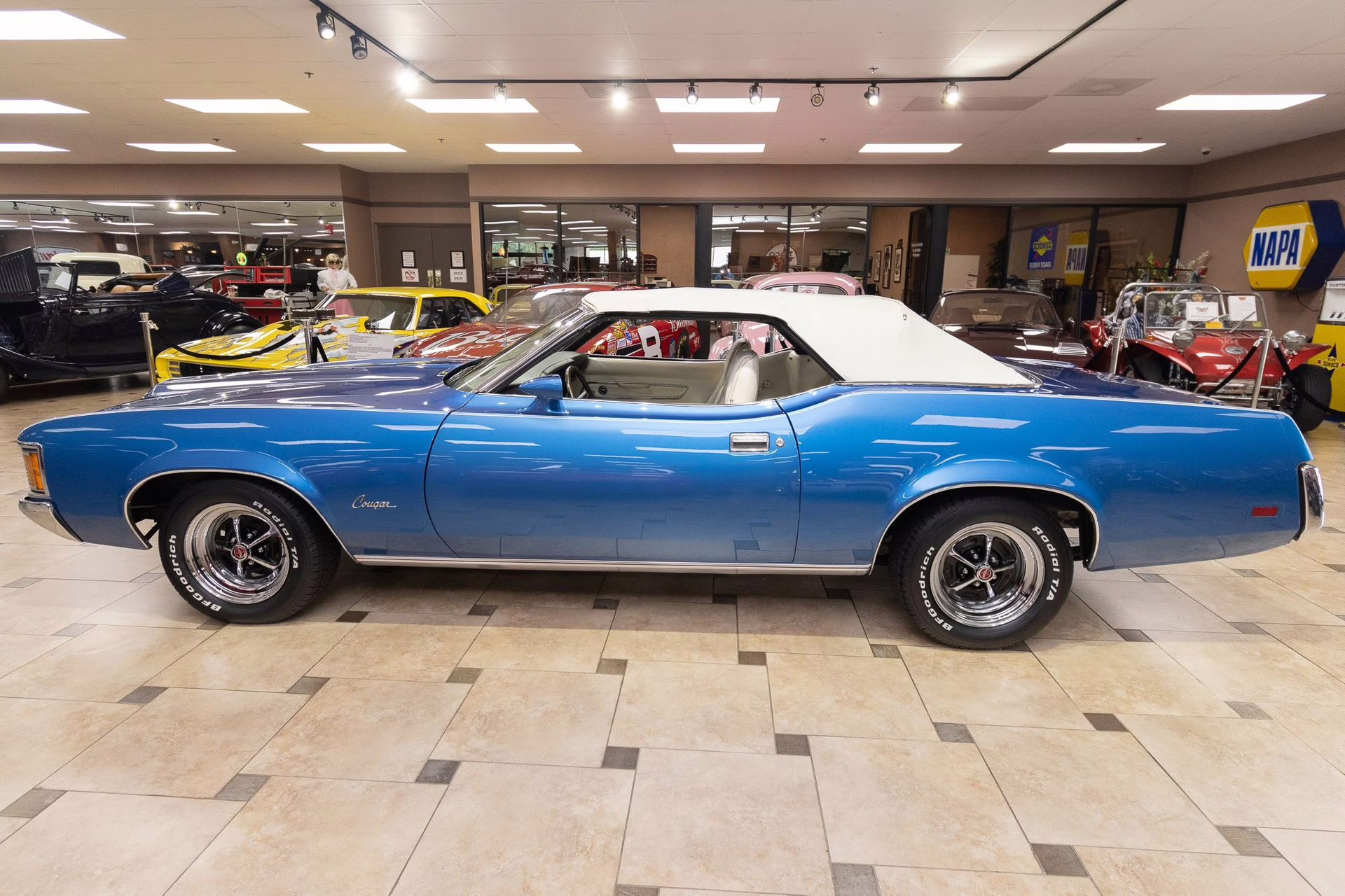 1971 Bright Blue Poly Mercury Cougar