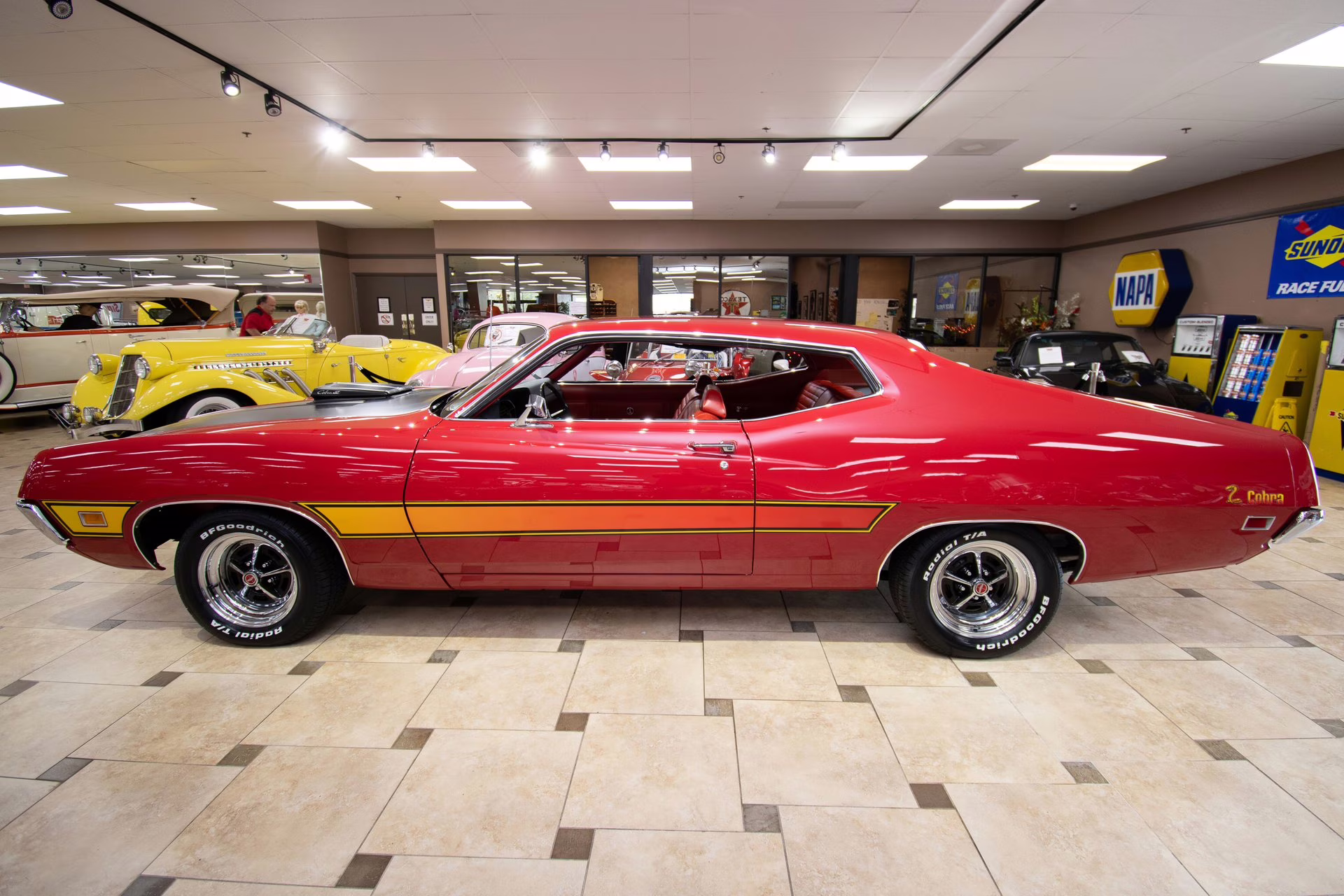 1971 Candyapple Red Ford Torino
