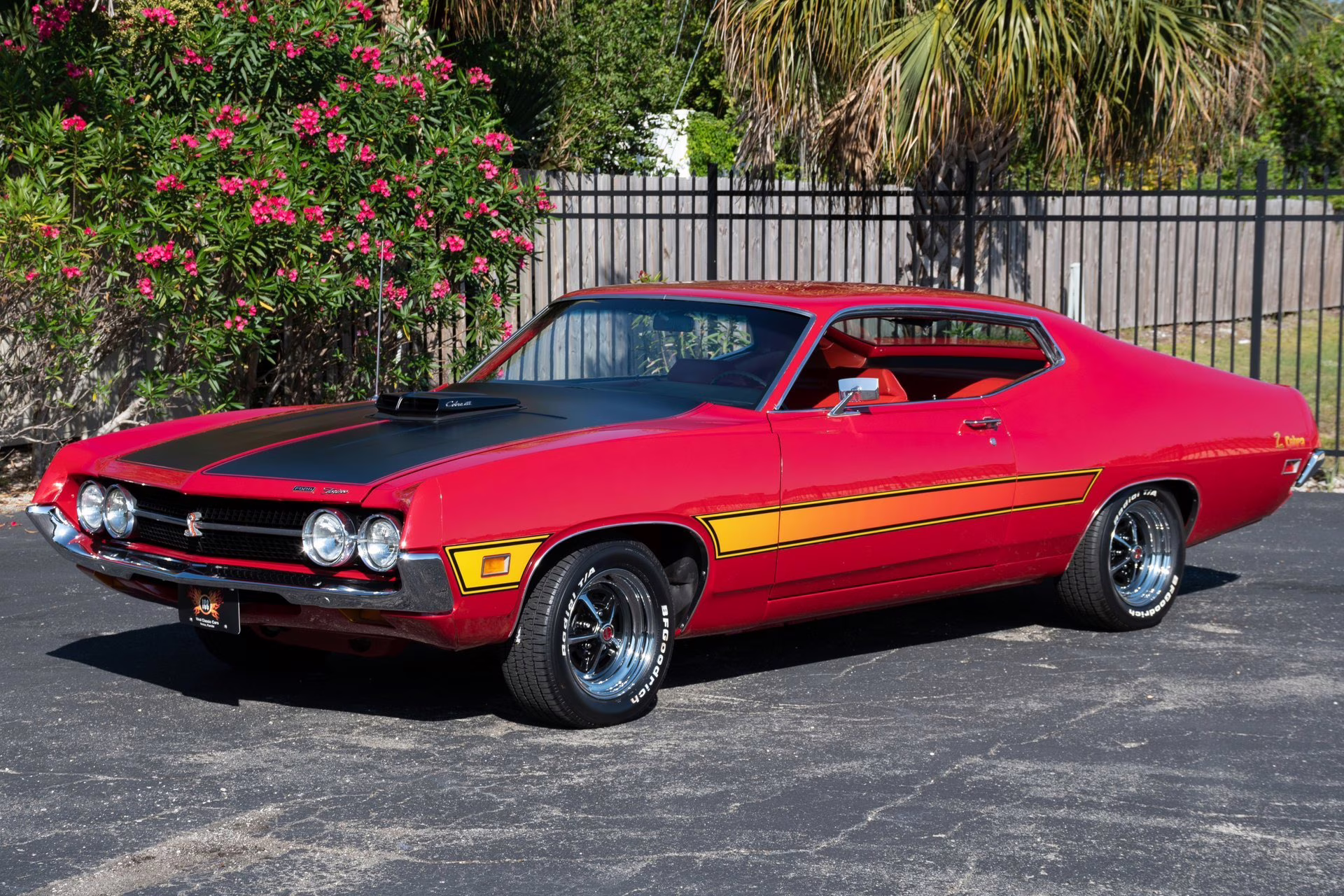 1971 Candyapple Red Ford Torino