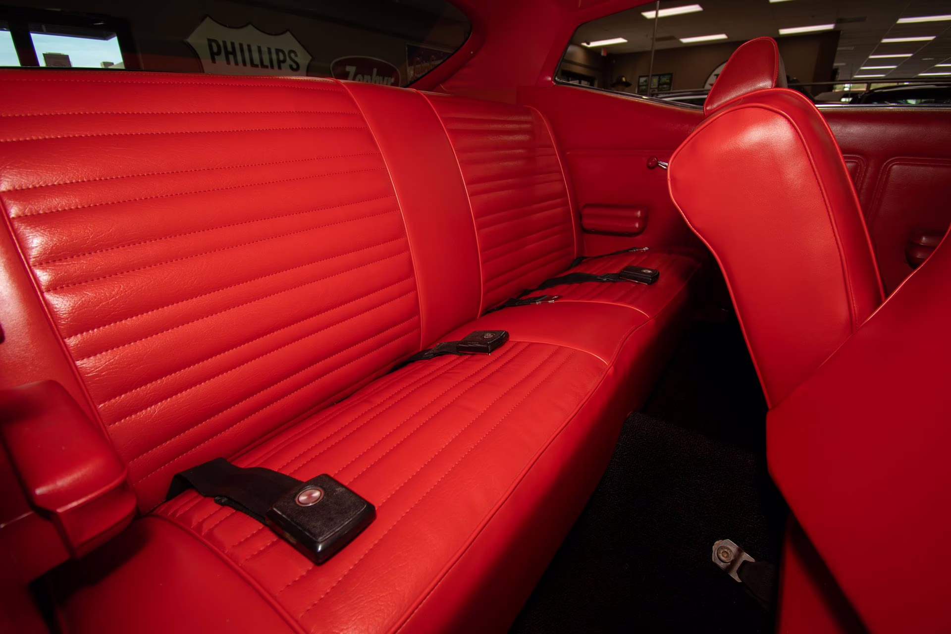 1971 Candyapple Red Ford Torino