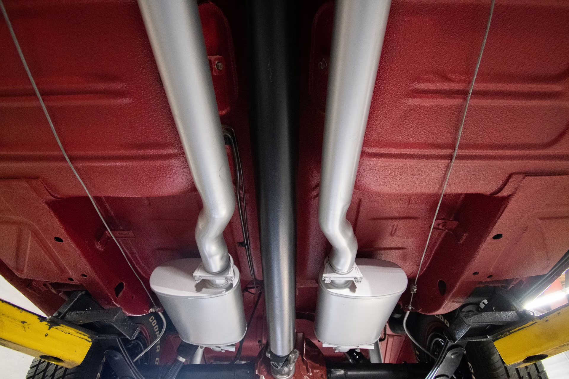 1971 Candyapple Red Ford Torino