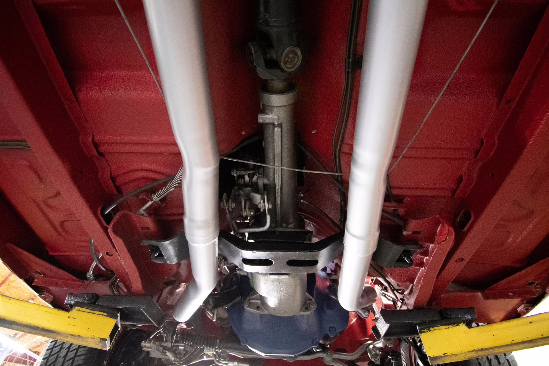 1971 Candyapple Red Ford Torino