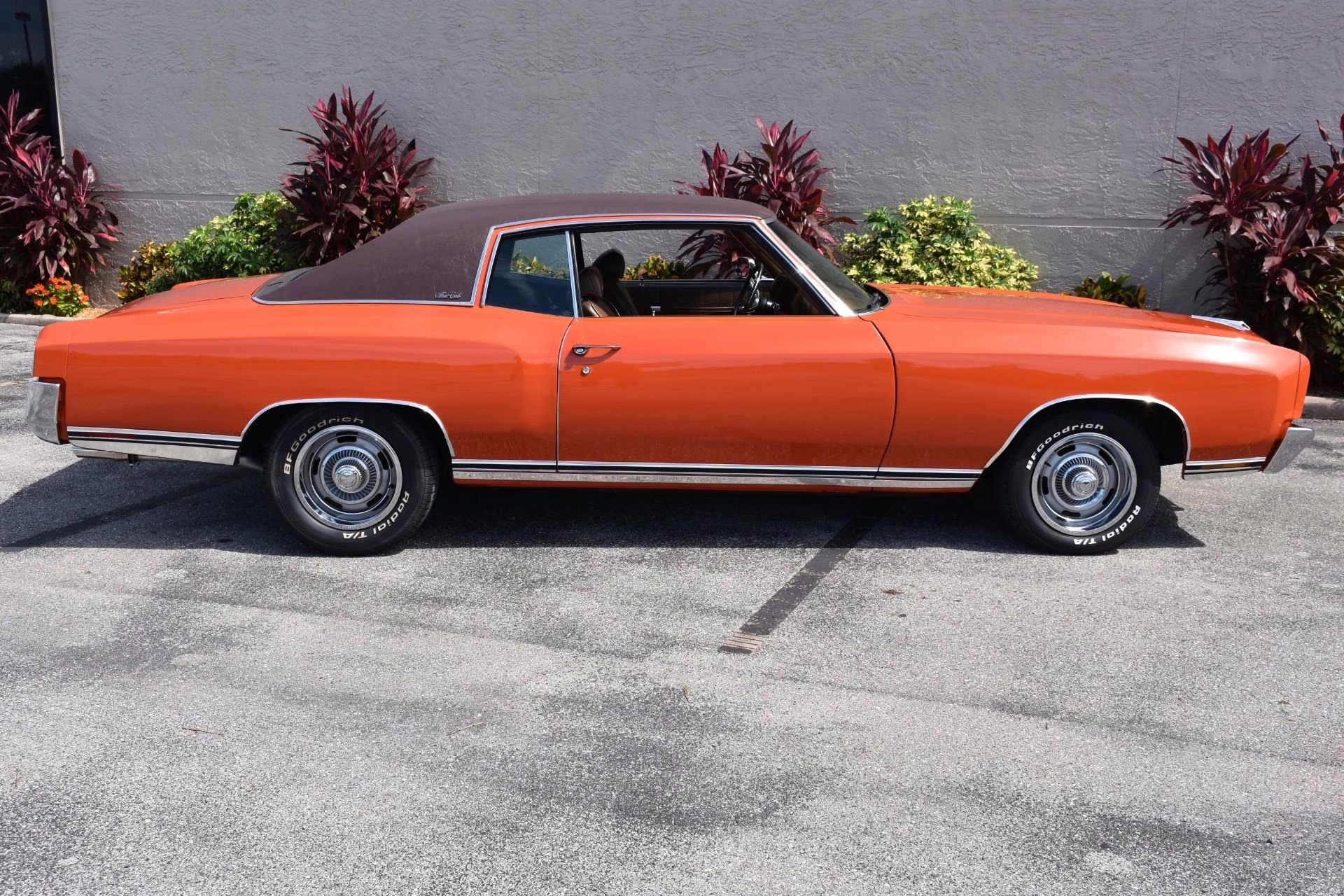 1972 Orange Chevrolet Monte Carlo