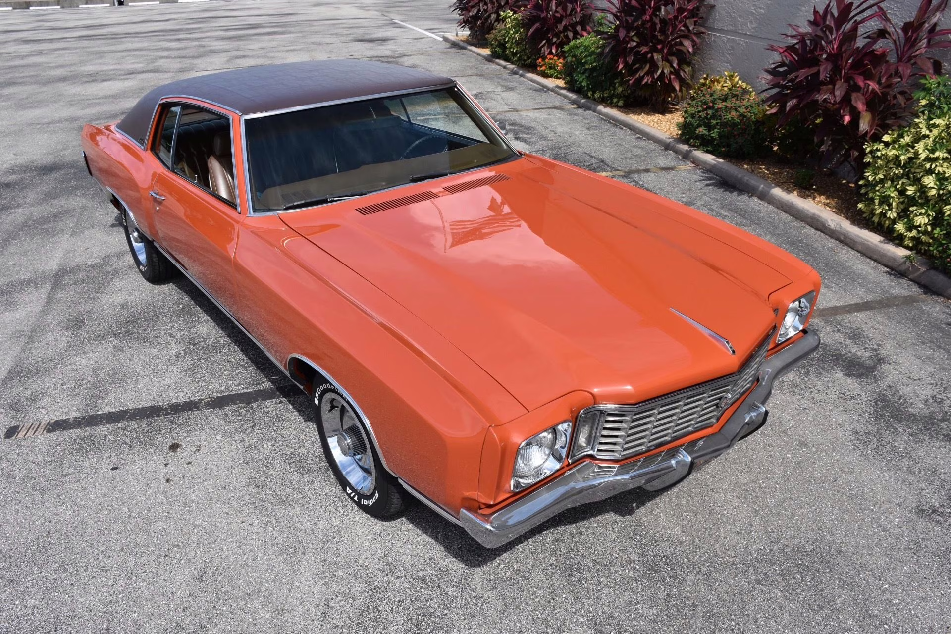 1972 Orange Chevrolet Monte Carlo