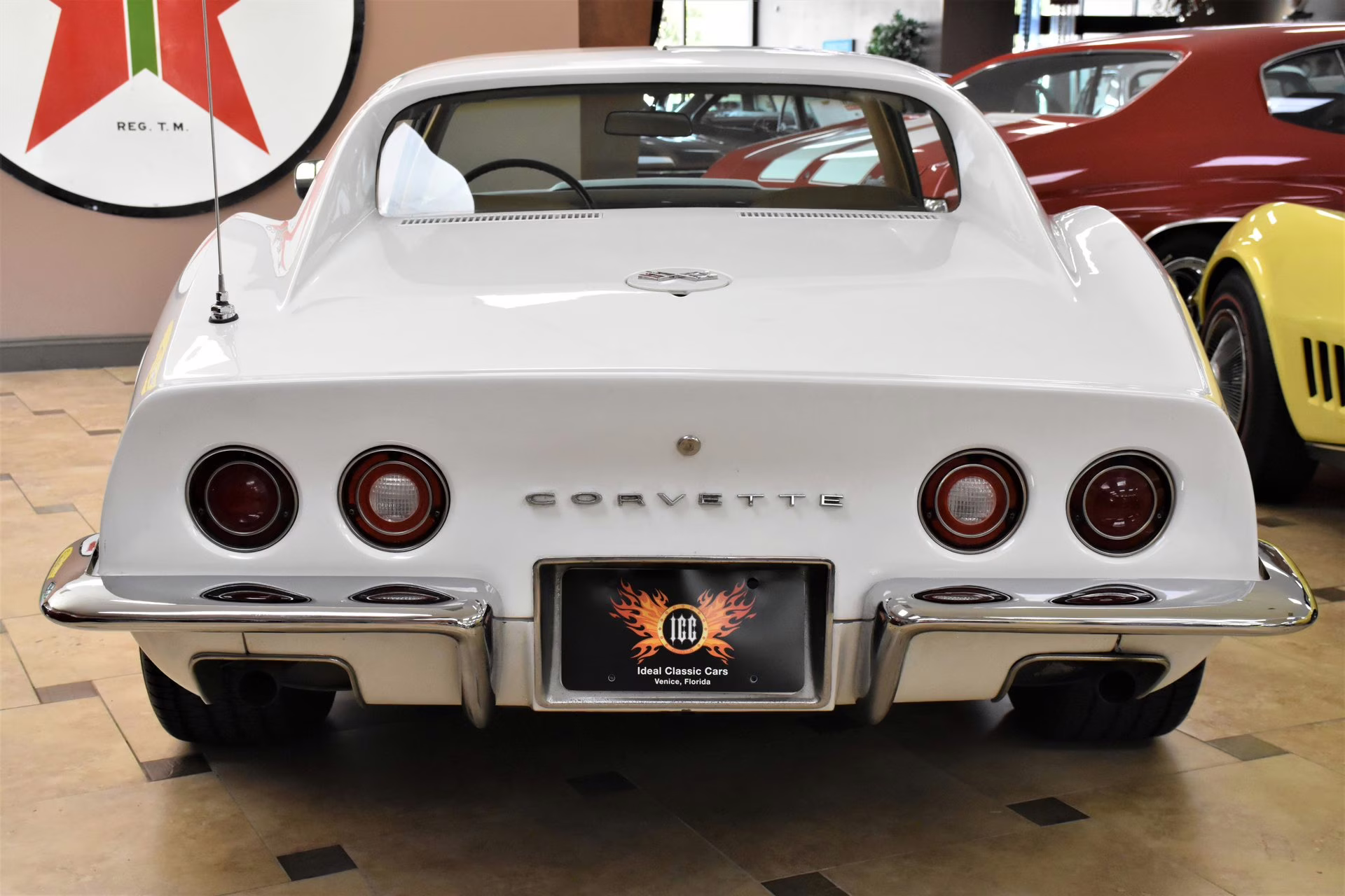 1973 Classic White Chevrolet Corvette