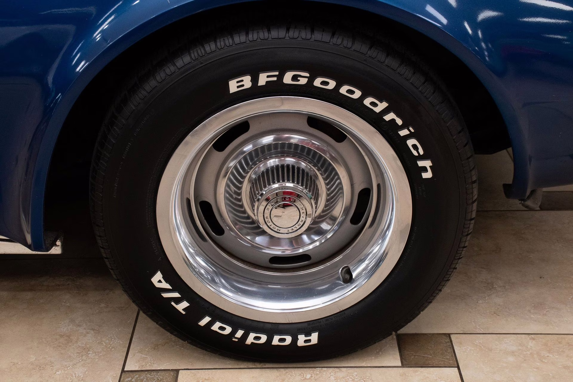 1972 Targa Blue Chevrolet Corvette