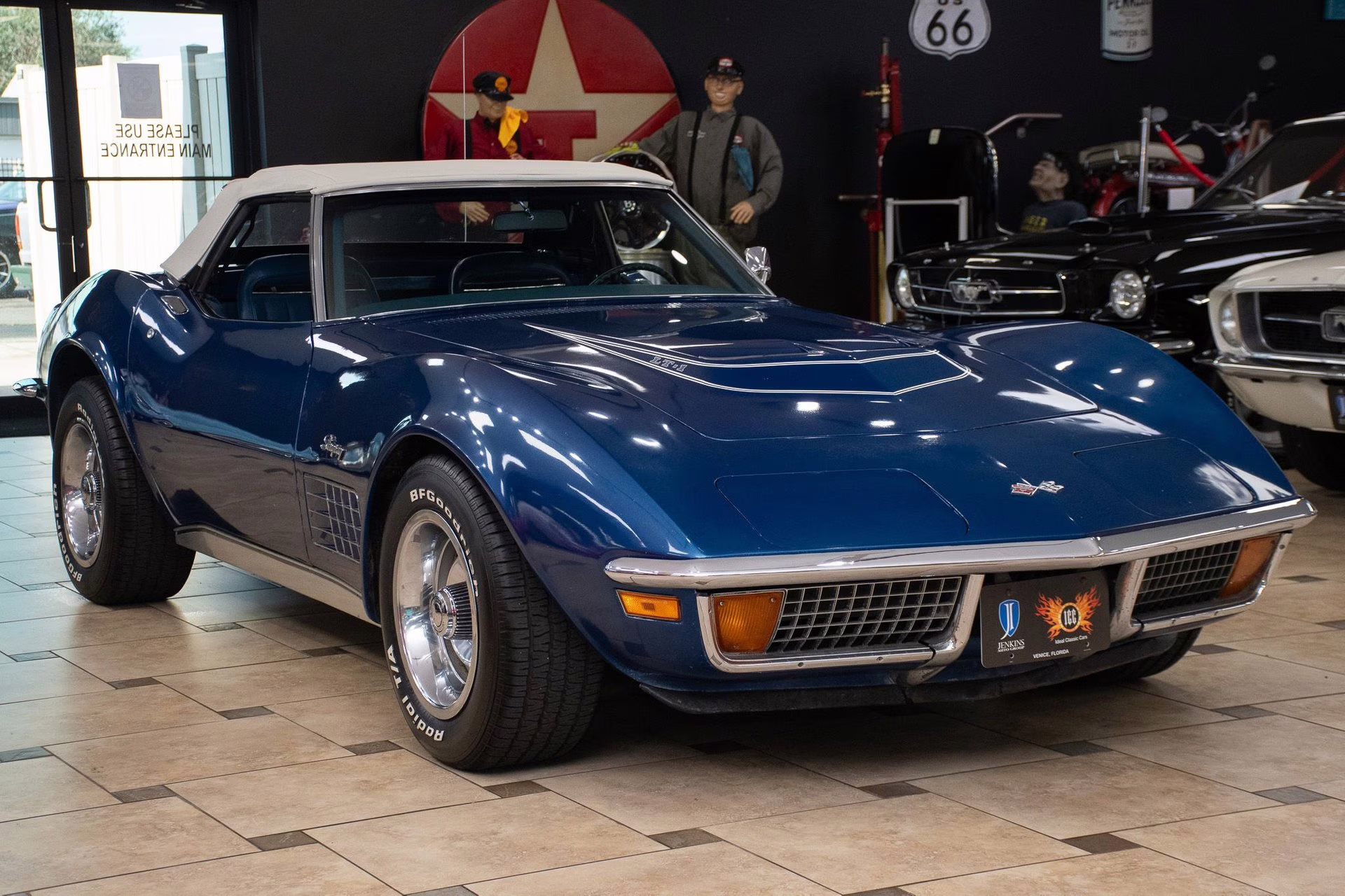 1972 Targa Blue Chevrolet Corvette
