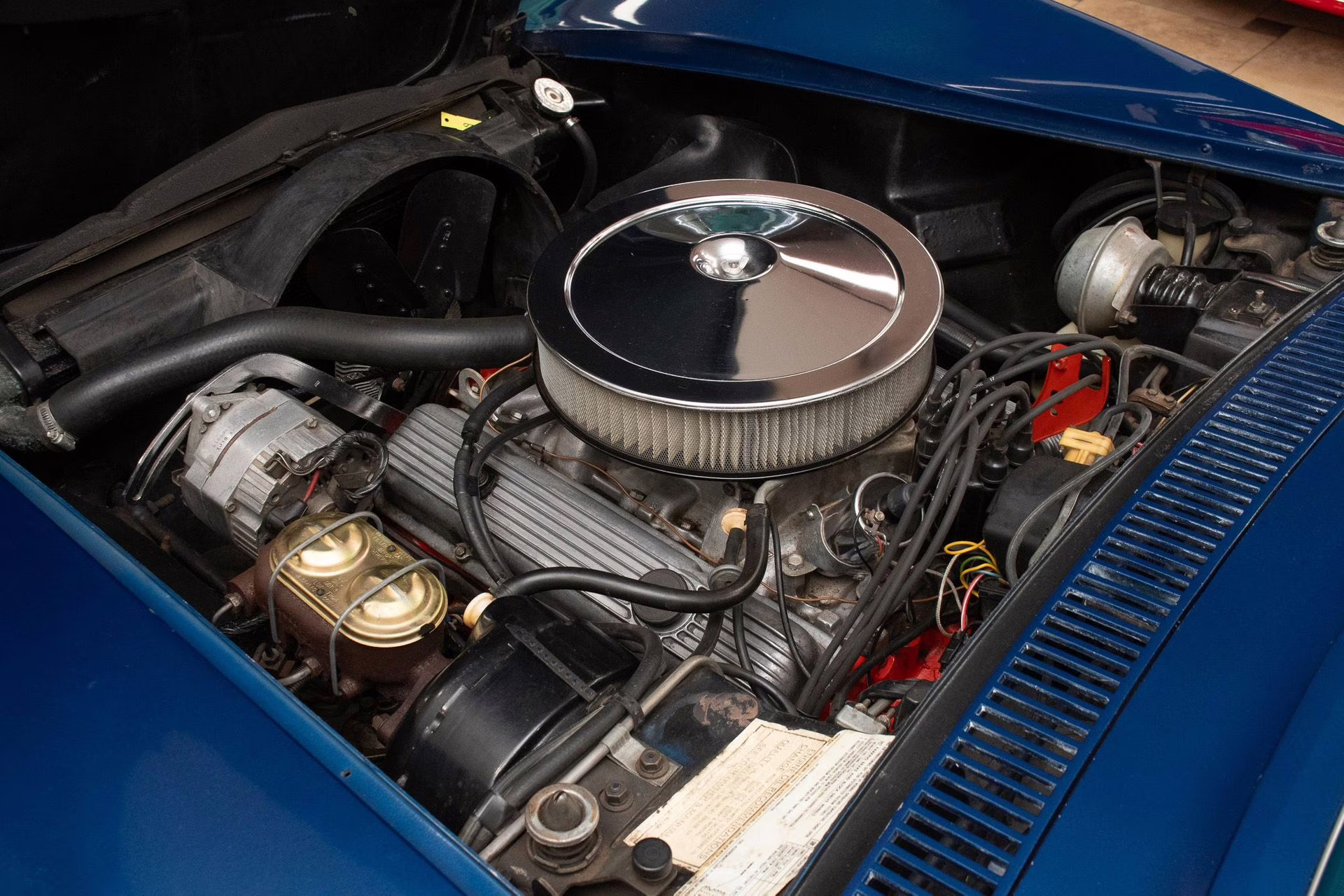 1972 Targa Blue Chevrolet Corvette