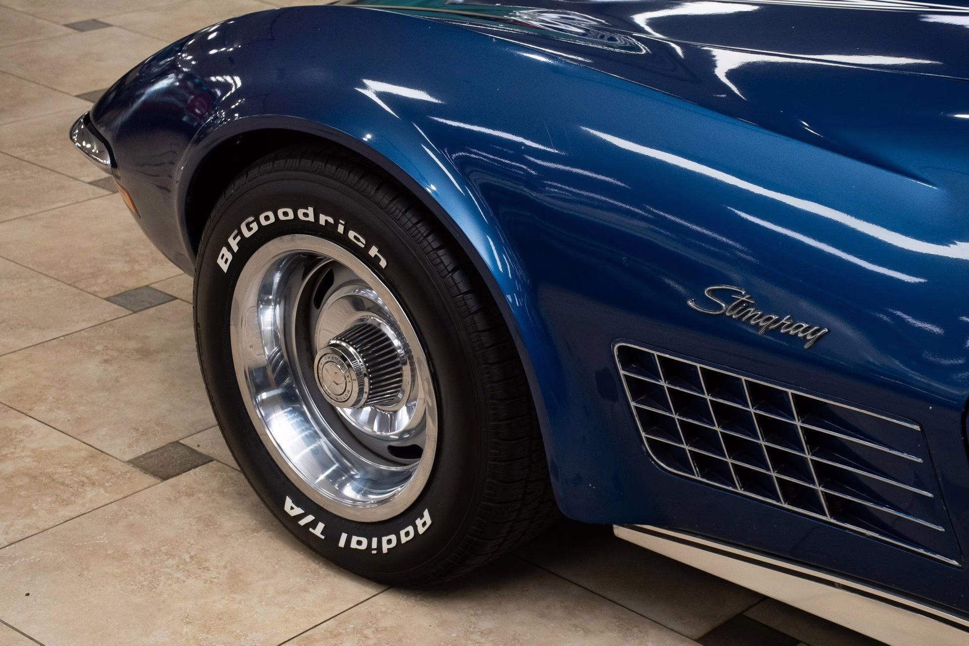 1972 Targa Blue Chevrolet Corvette
