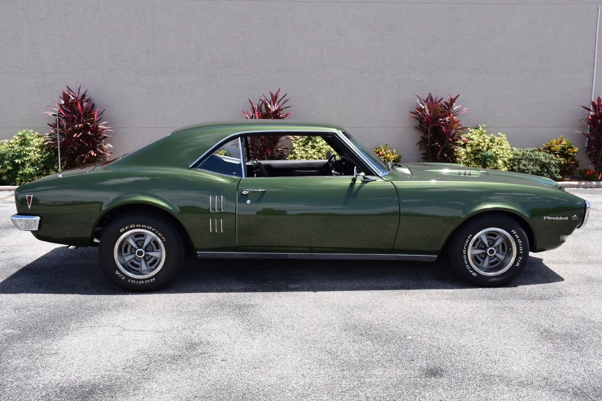 1968 Verdoro Green Pontiac Firebird