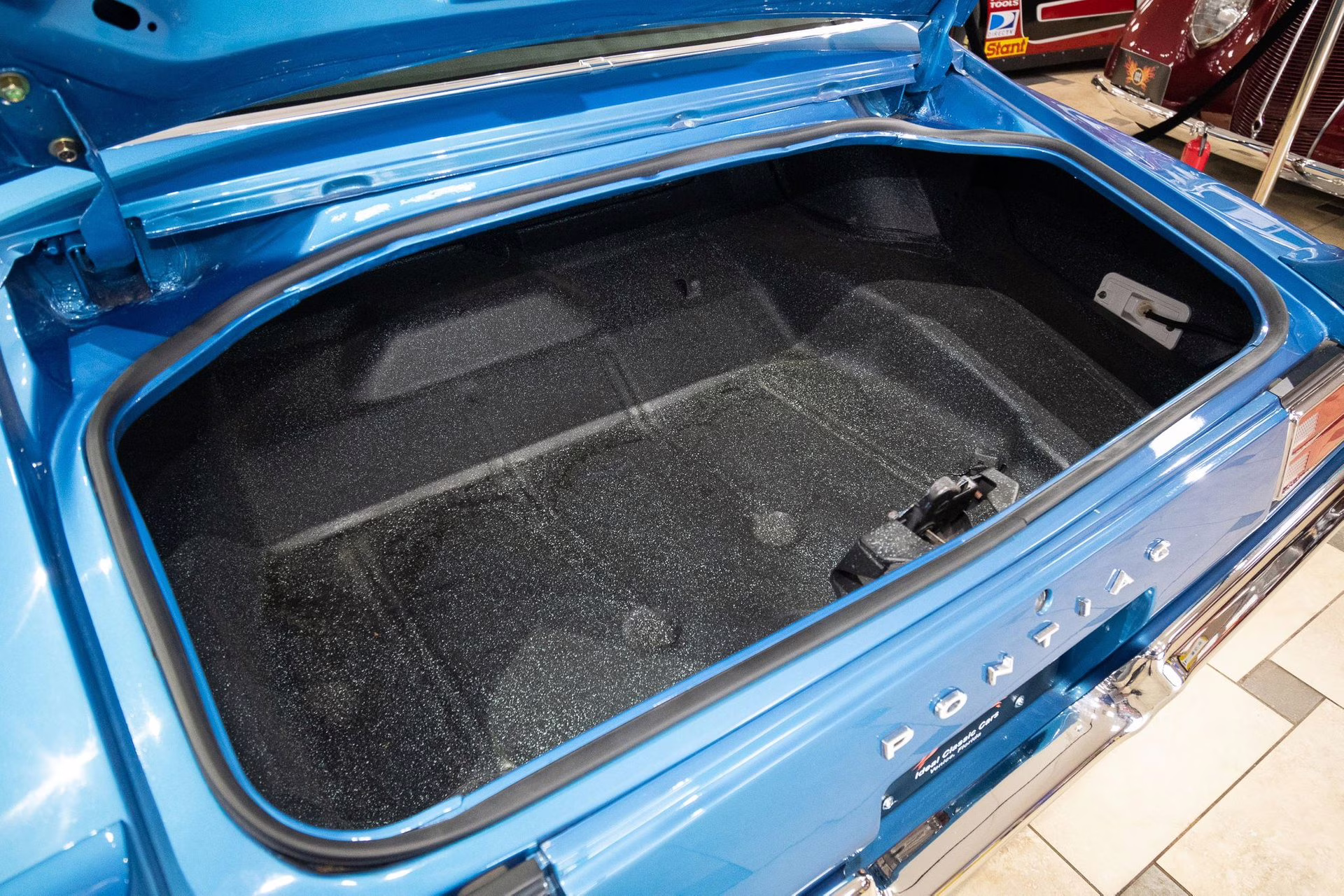 1970 Lucerne Blue Pontiac Trans Am