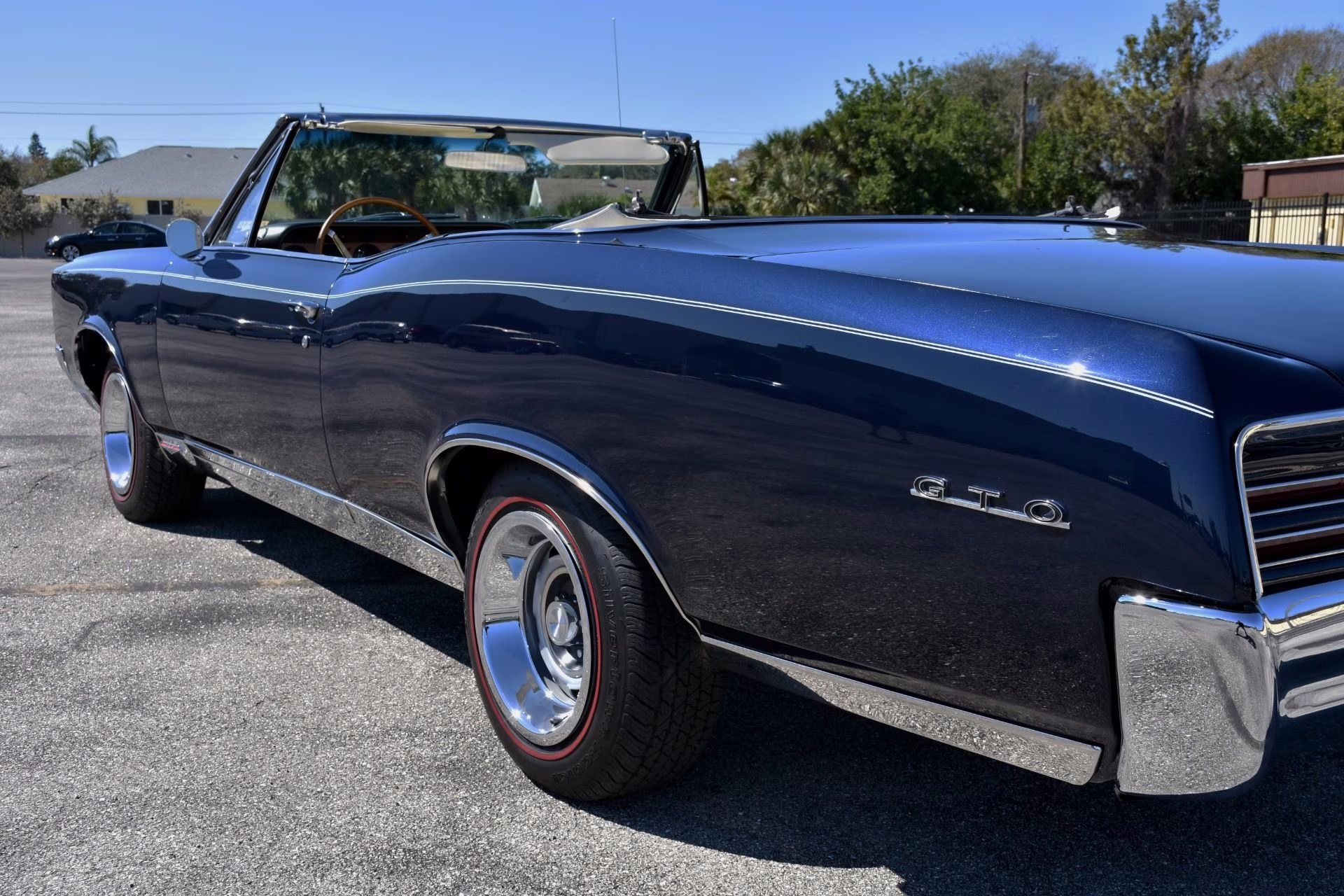 1967 Blue Pontiac LeMans