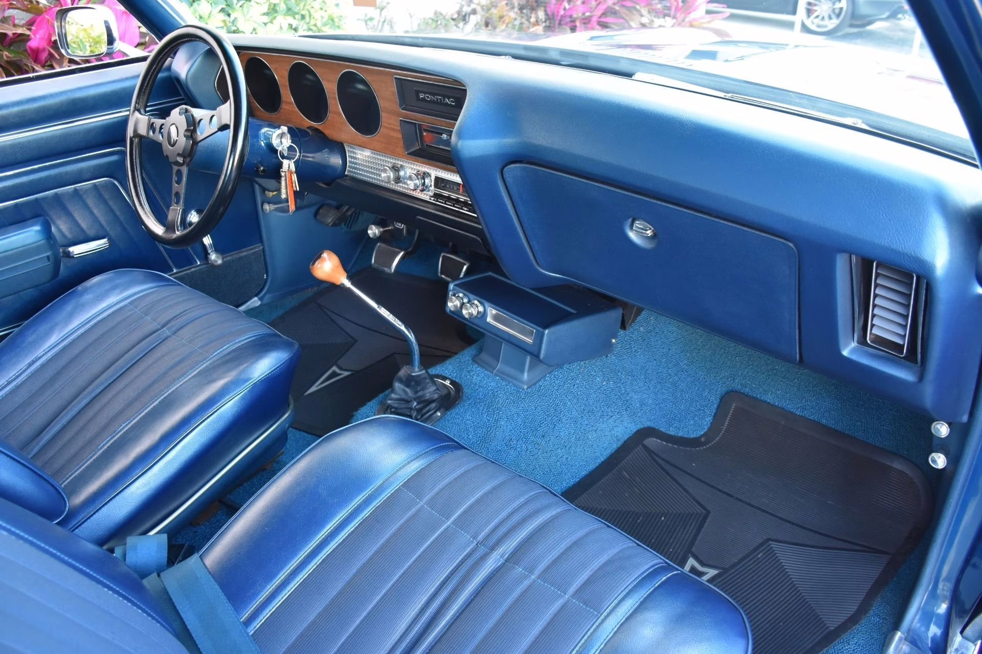 1970 Atoll Blue Pontiac GTO