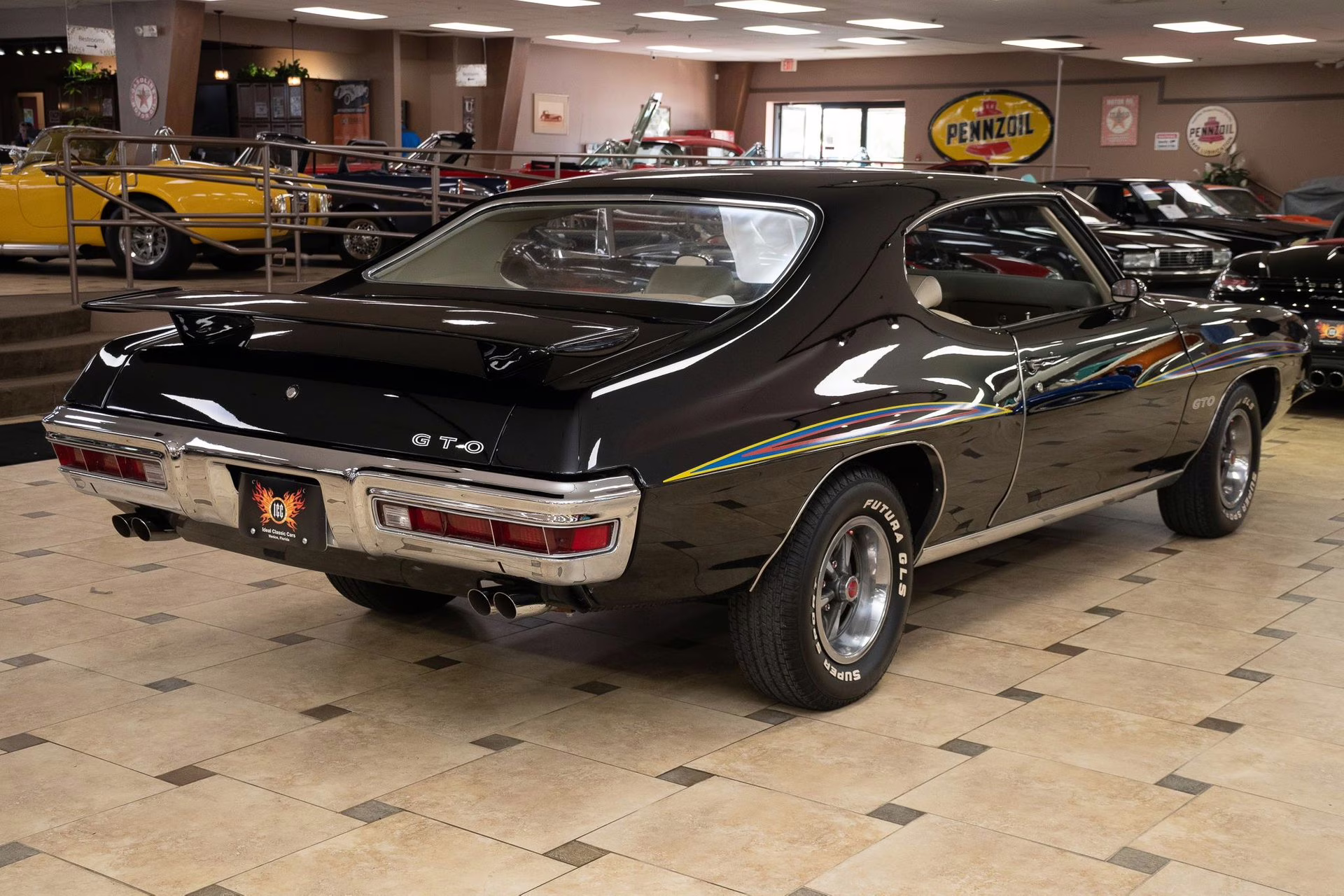 1971 Black Pontiac GTO