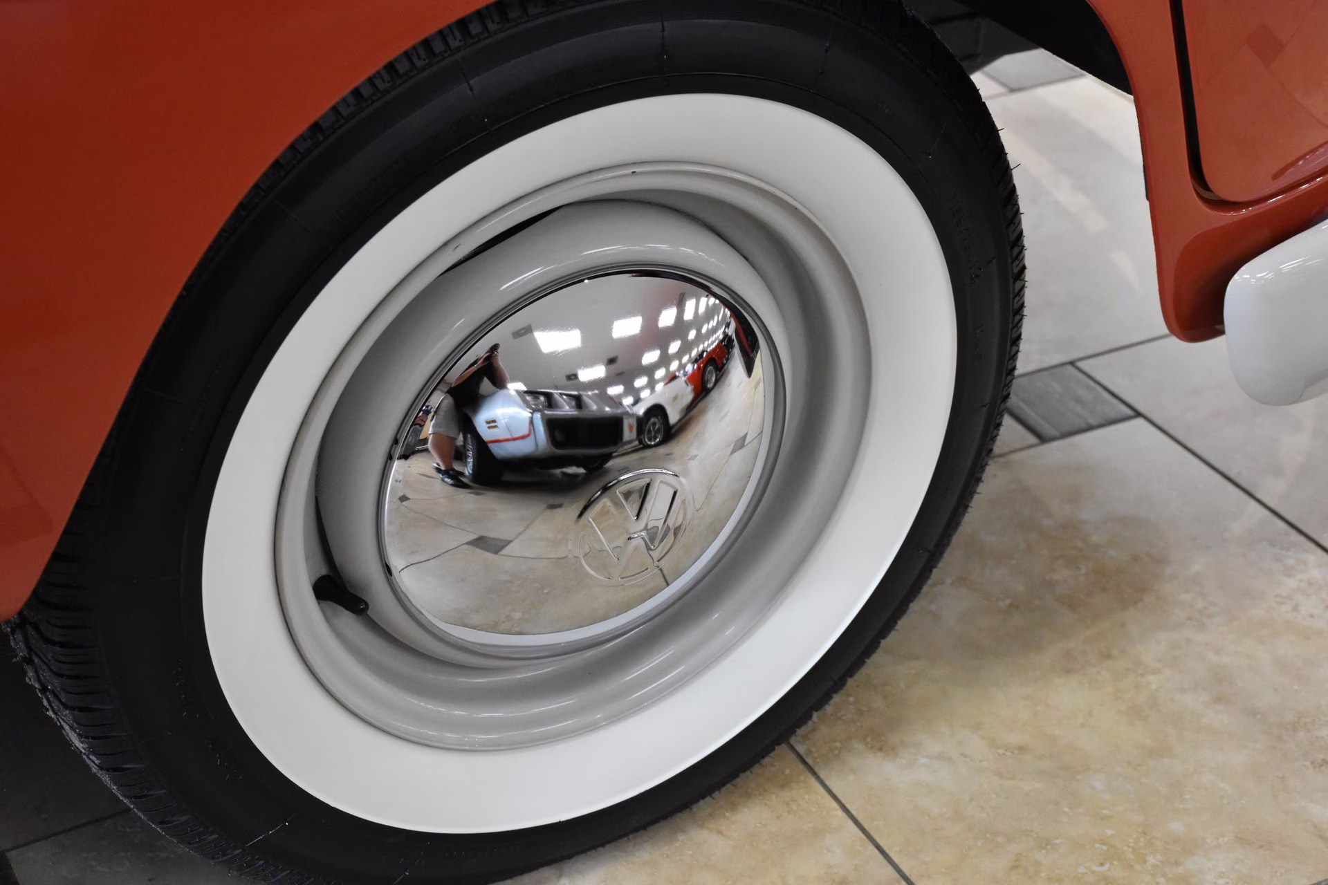 1964 Sealing Wax Red/Pearl White Volkswagen Type 2