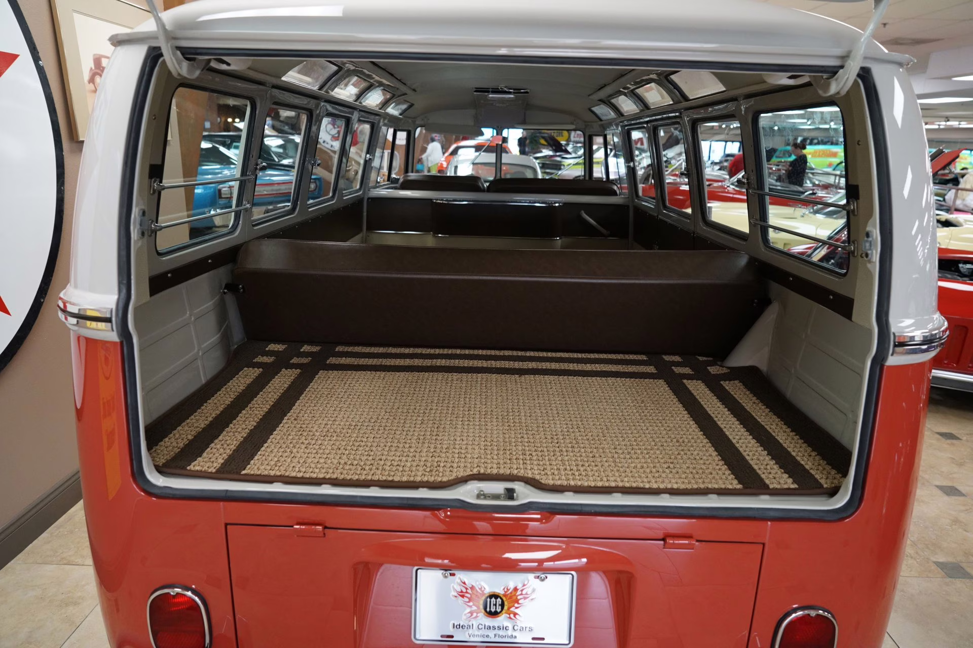 1964 Sealing Wax Red/Pearl White Volkswagen Type 2