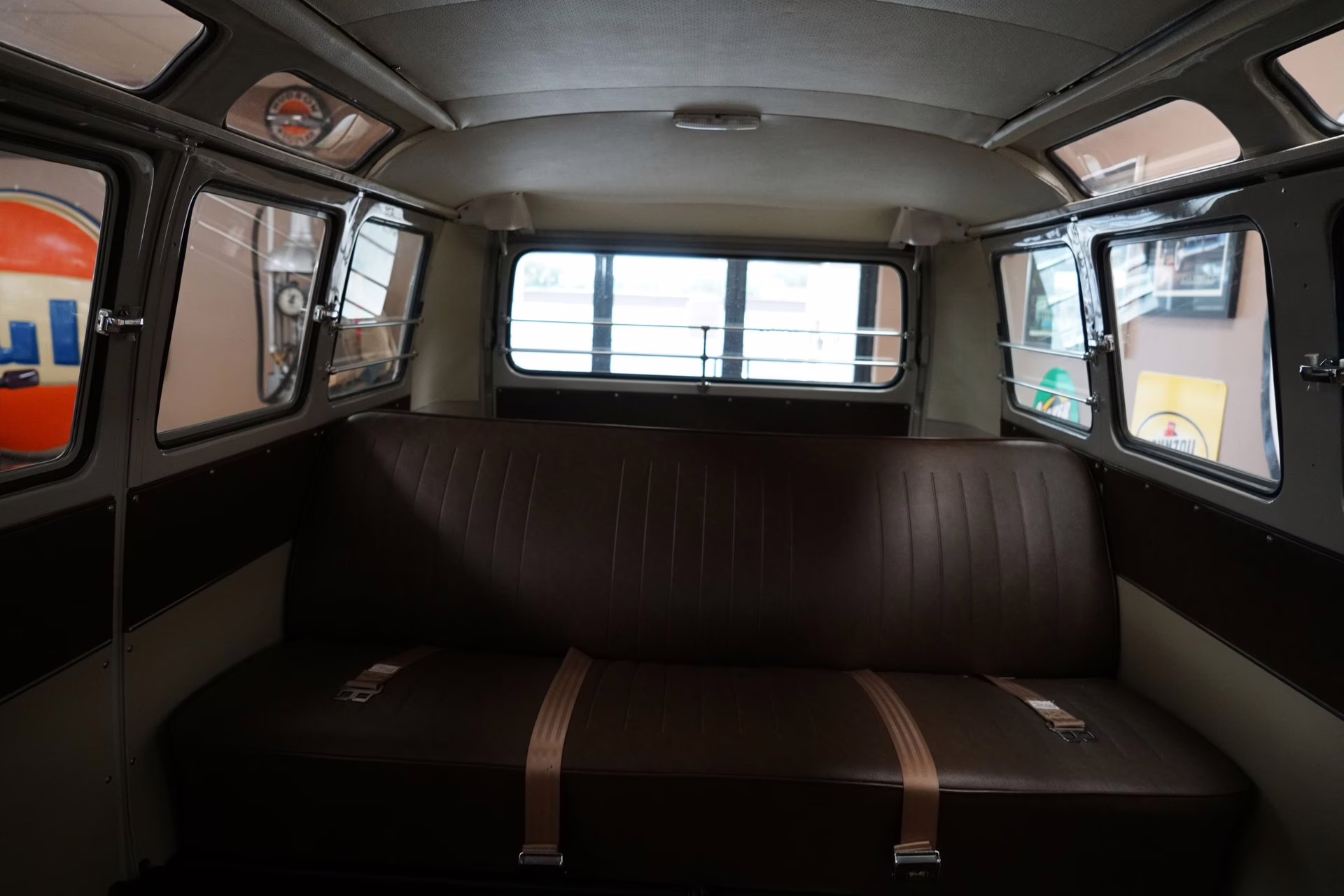 1964 Sealing Wax Red/Pearl White Volkswagen Type 2