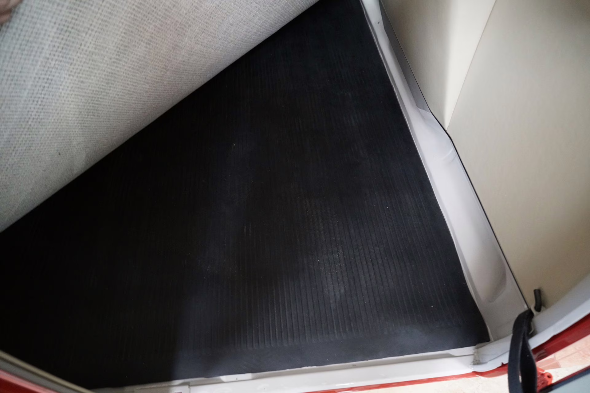 1964 Sealing Wax Red/Pearl White Volkswagen Type 2