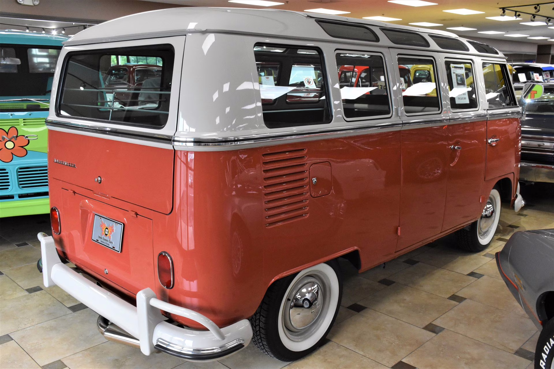 1964 Sealing Wax Red/Pearl White Volkswagen Type 2