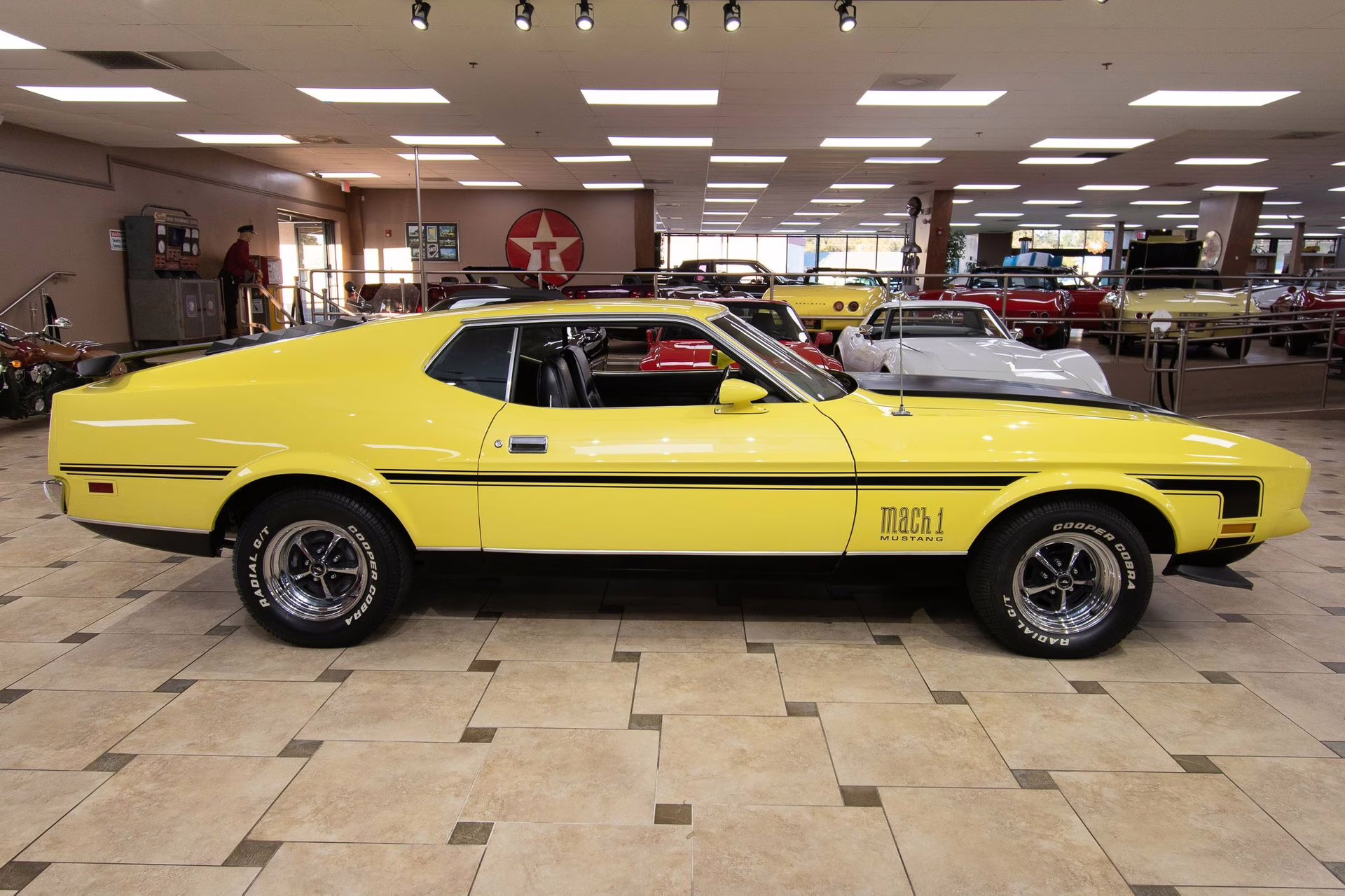 1972 Grabber Yellow Ford Mustang