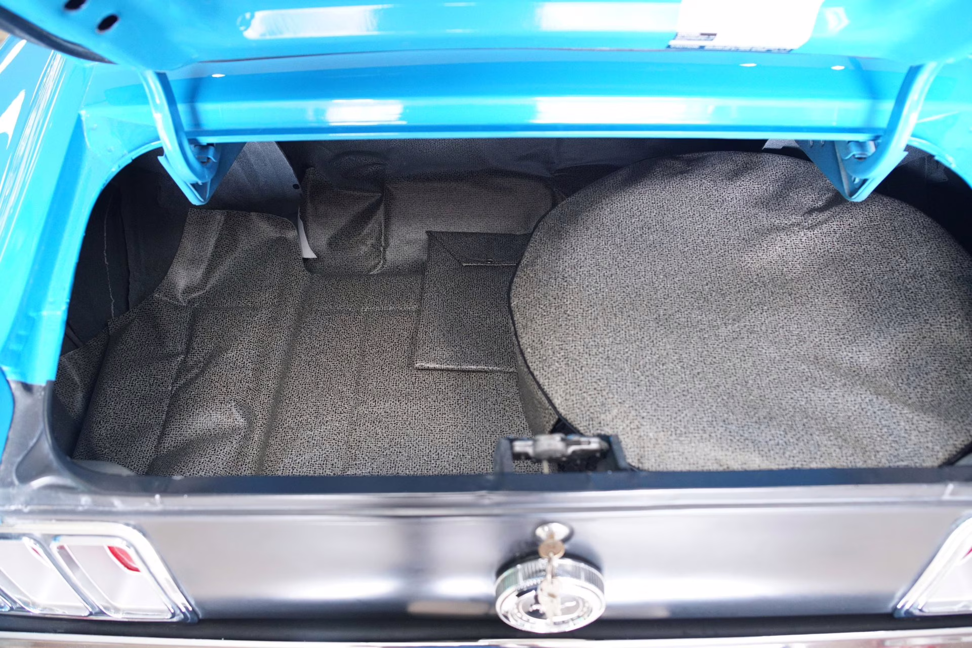 1970 Grabber Blue Ford Mustang