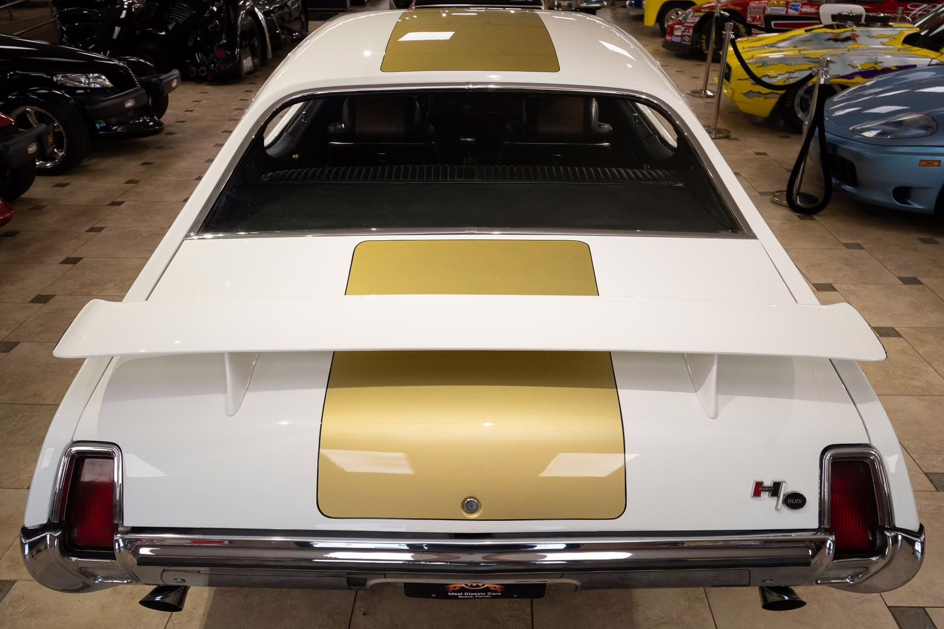 1969 Cameo White/Firefrost Gold Oldsmobile 442