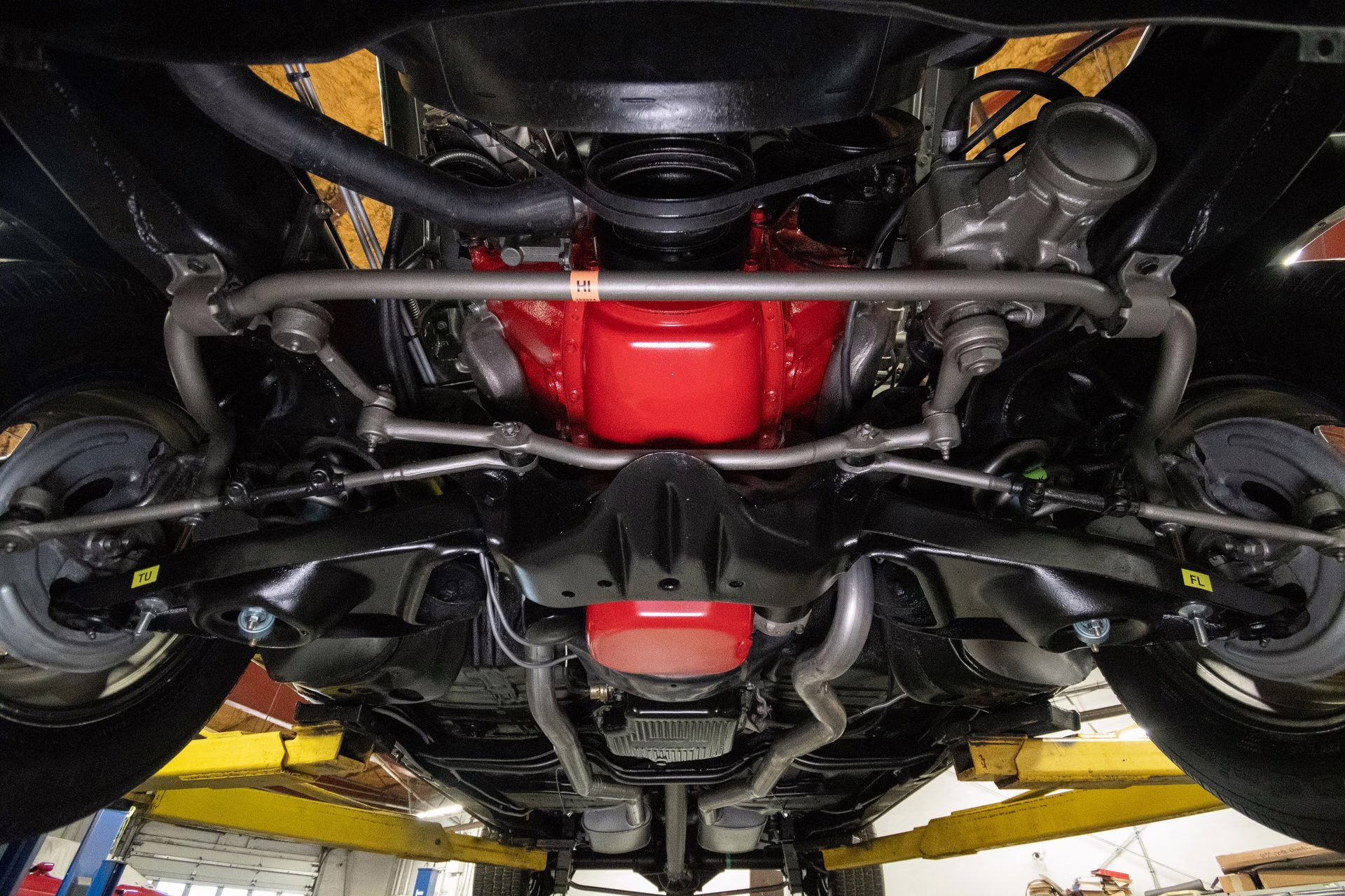 1969 Cameo White/Firefrost Gold Oldsmobile 442