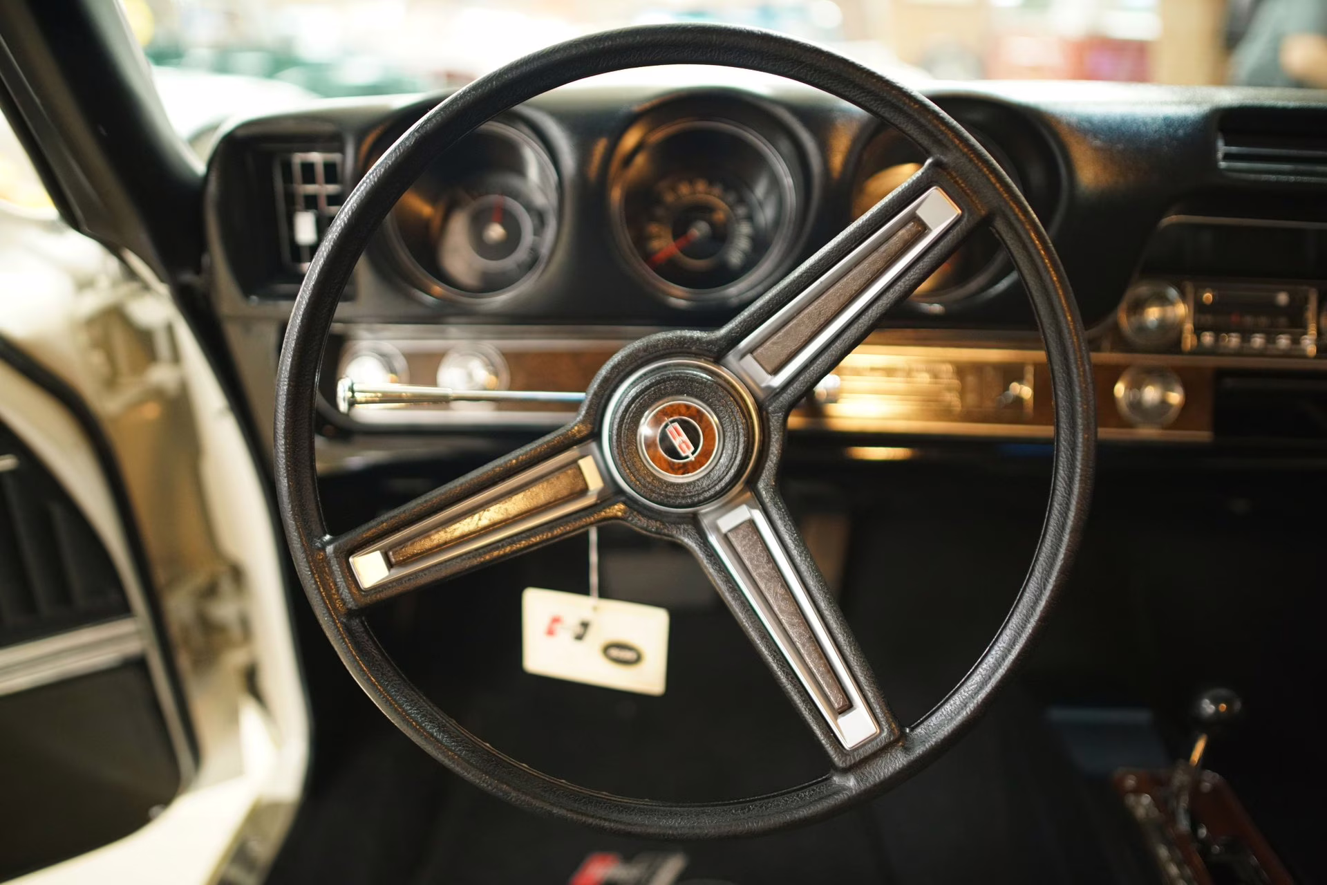 1969 Cameo White &amp; Firefrost Gold Oldsmobile 442