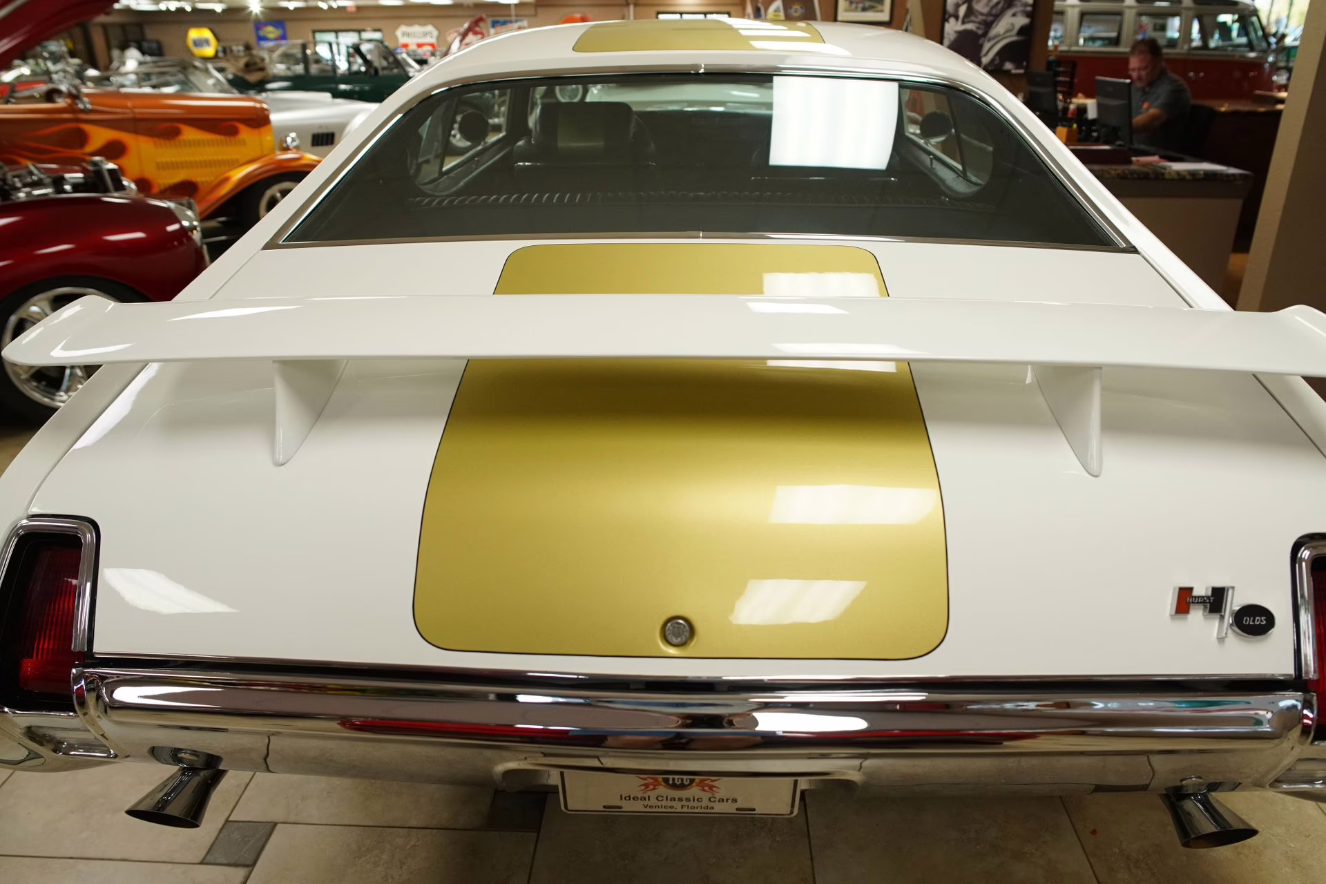 1969 Cameo White &amp; Firefrost Gold Oldsmobile 442