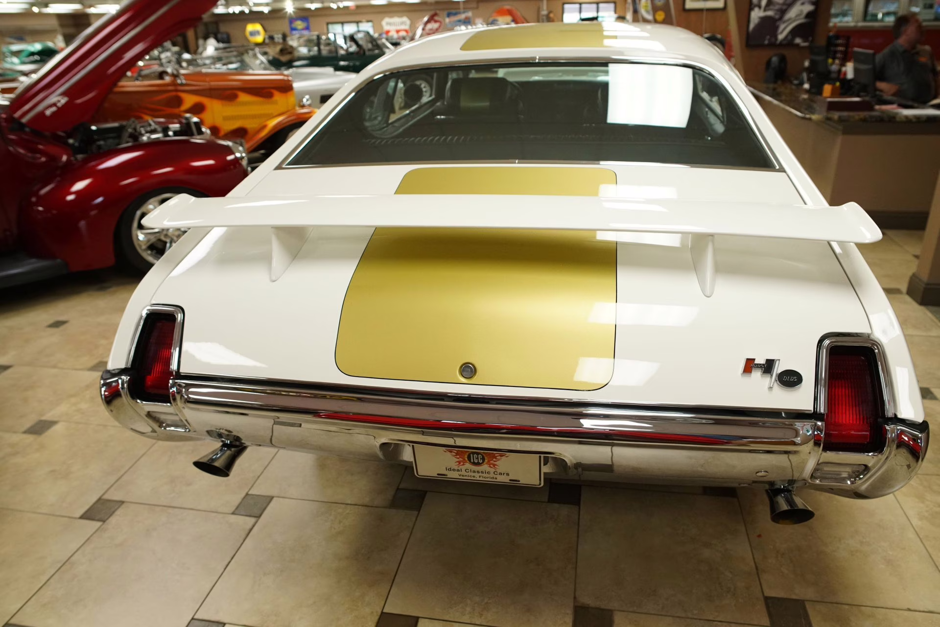 1969 Cameo White &amp; Firefrost Gold Oldsmobile 442