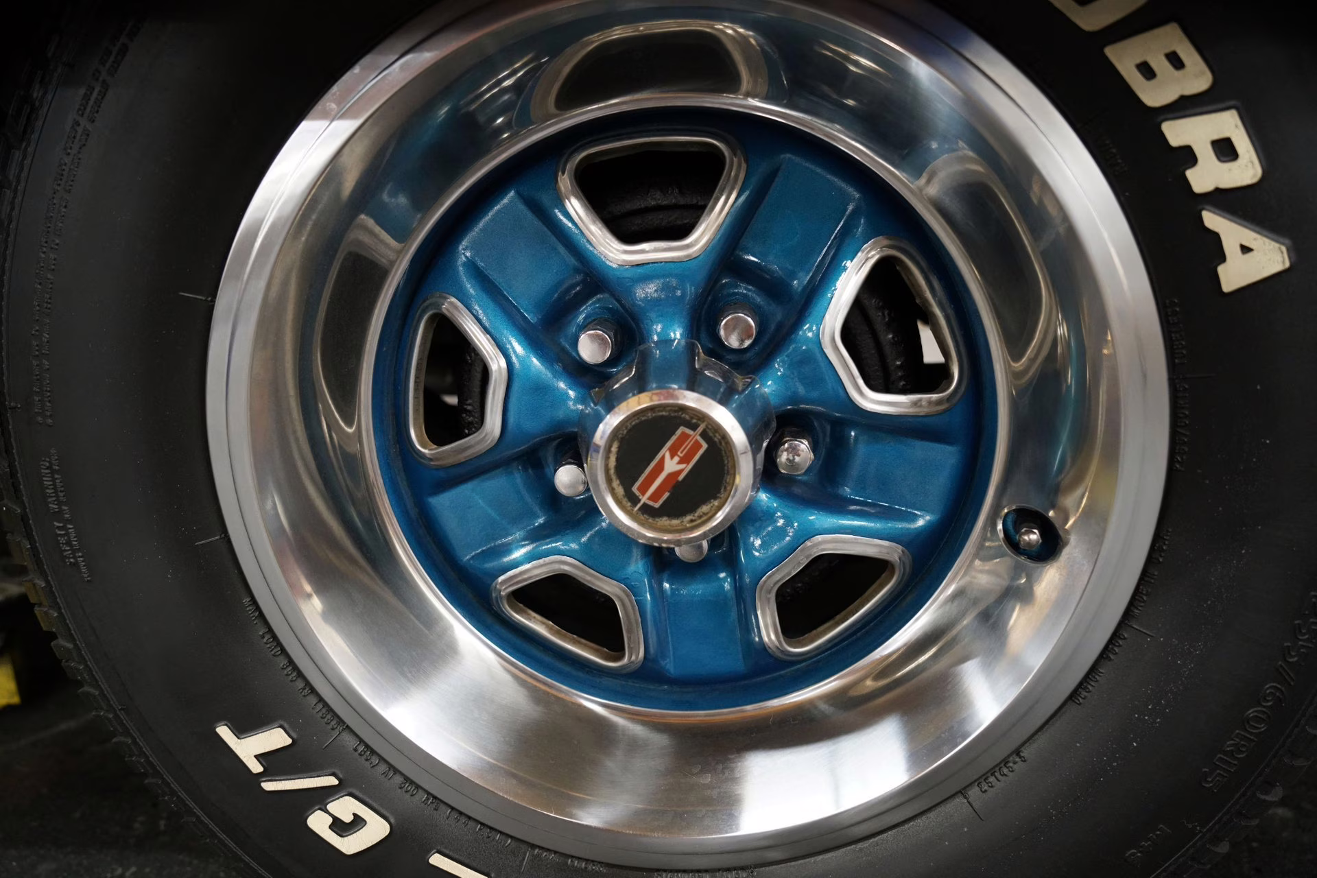 1971 Viking Blue Poly Oldsmobile Cutlass