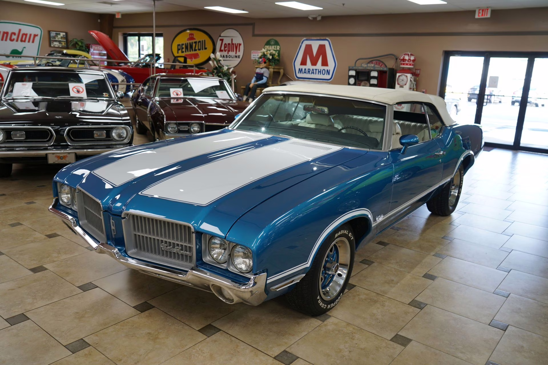 1971 Viking Blue Poly Oldsmobile Cutlass